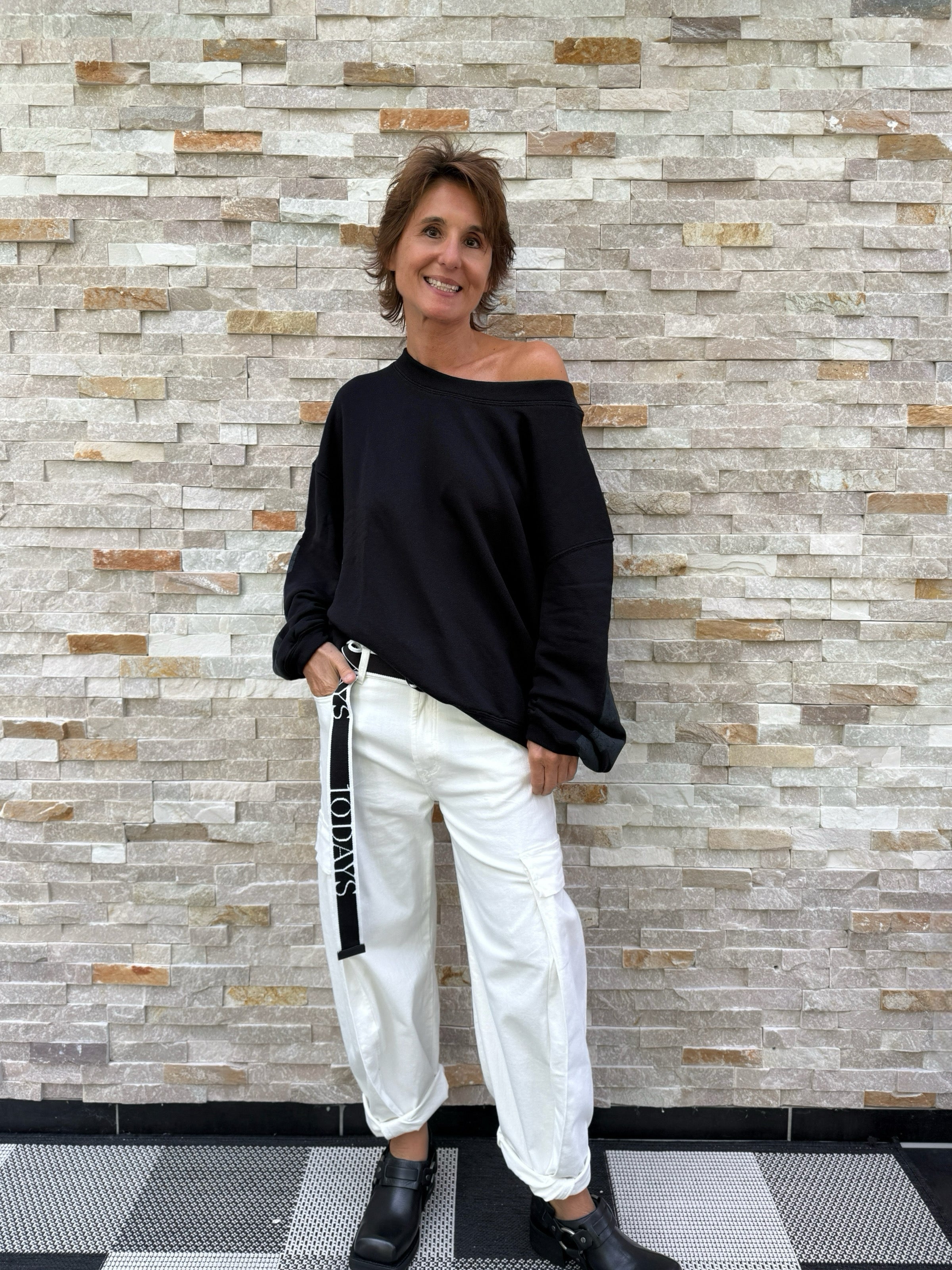 Oversized Sweatshirt Sky Dreaming Schwarz