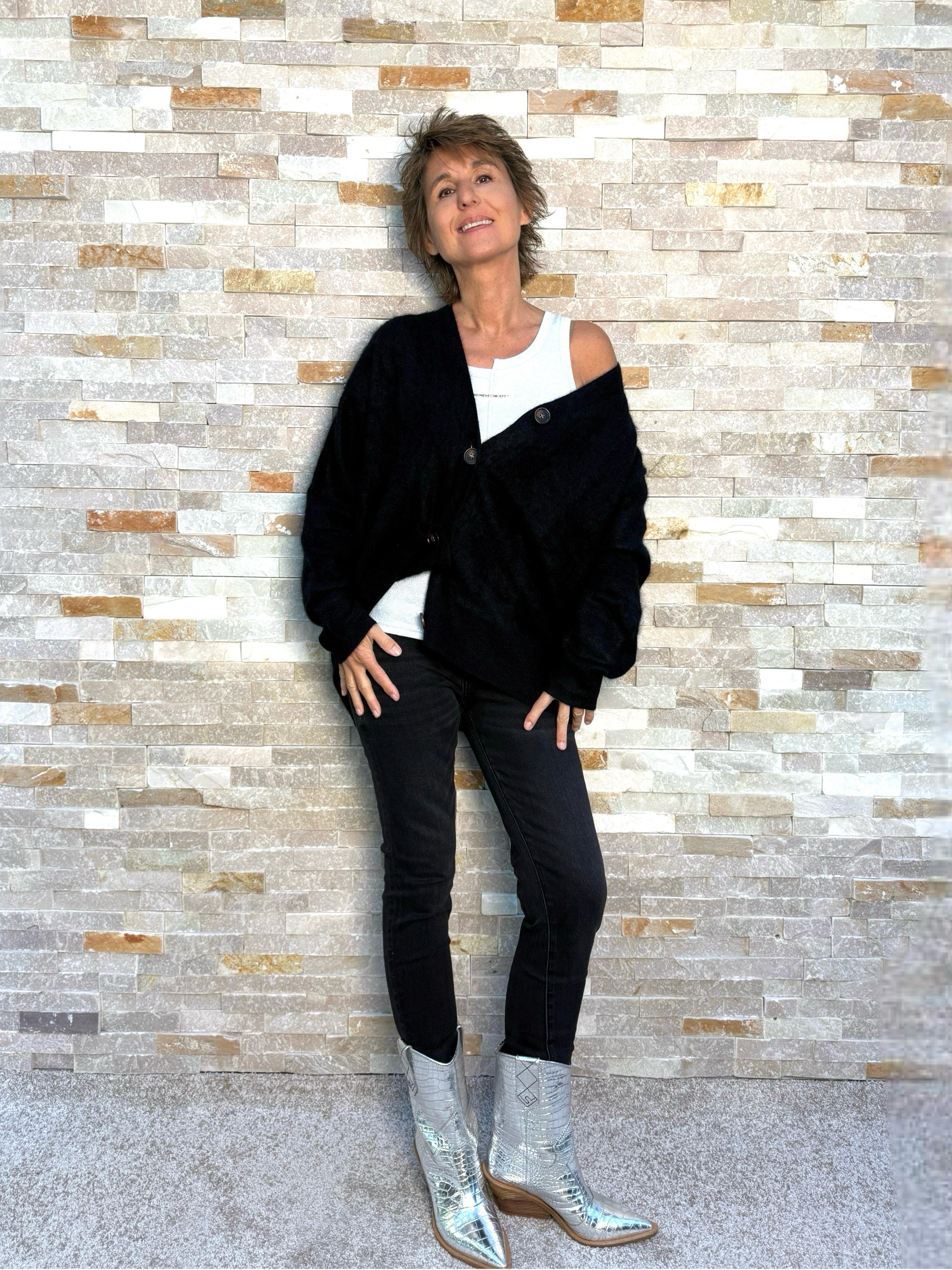 Brushed Cashmere oversized Cardigan Schwarz