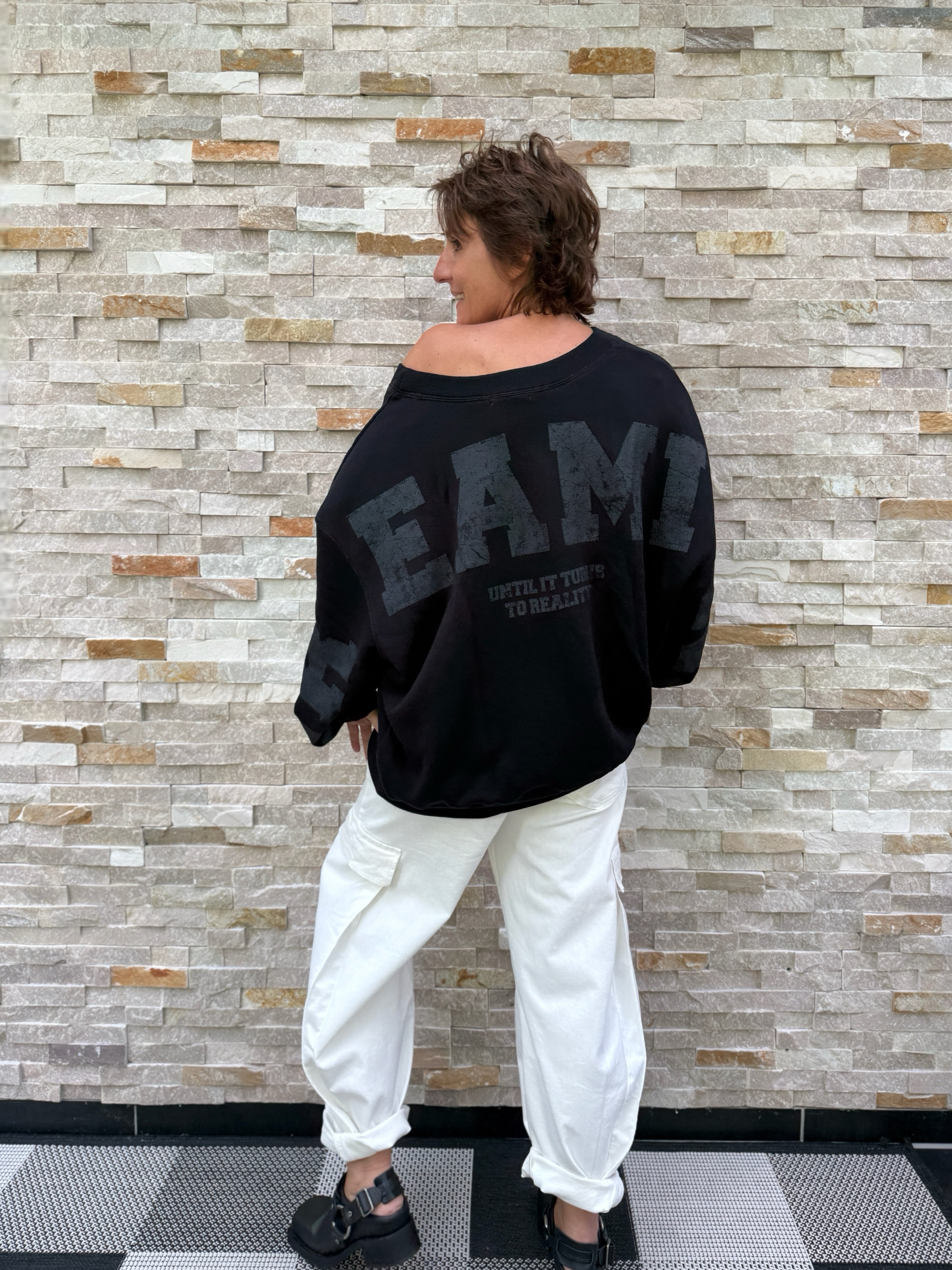 Oversized Sweatshirt Sky Dreaming Schwarz