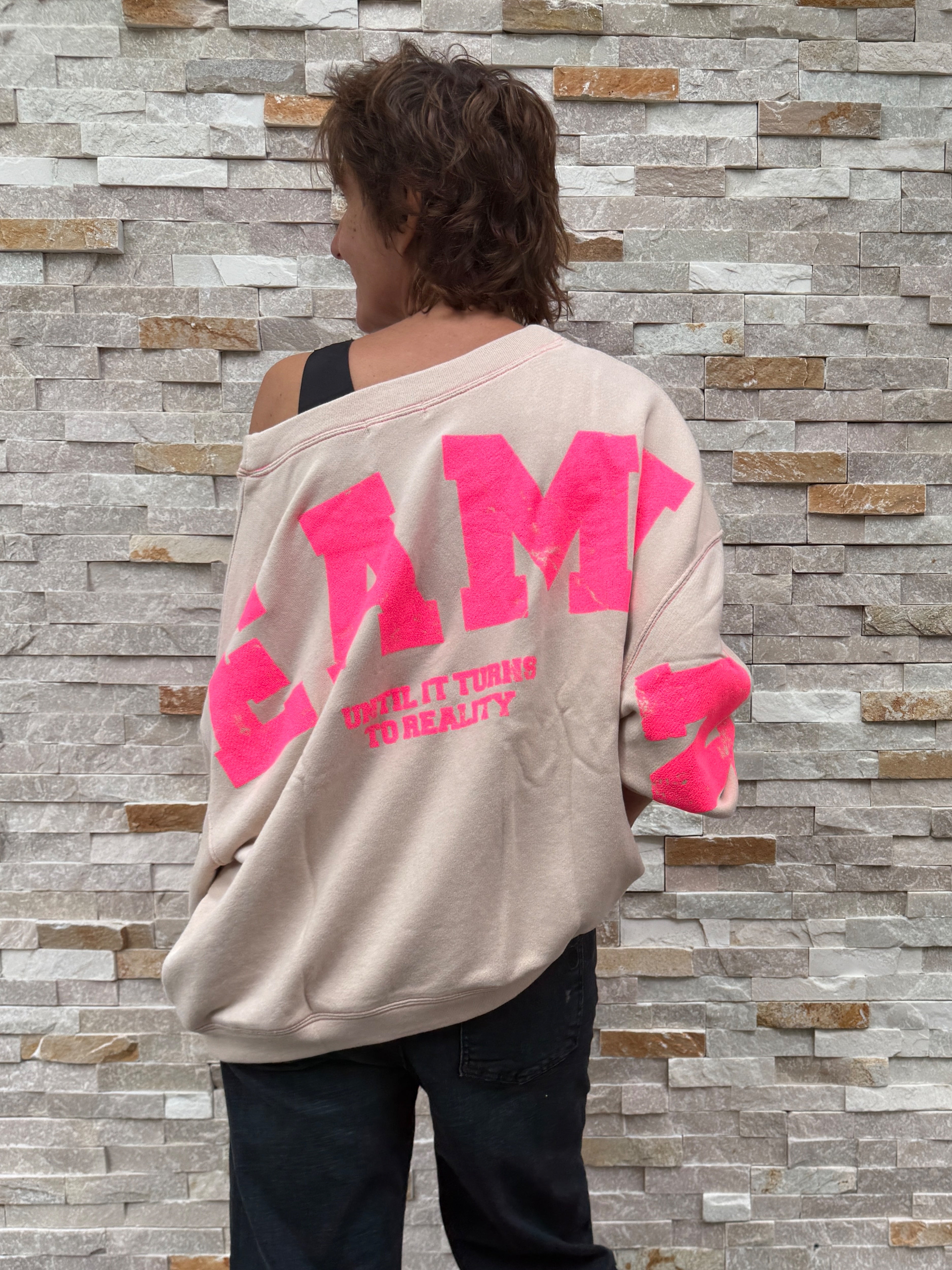 Oversized Sweatshirt Sky Dreaming Vanille mit Pink