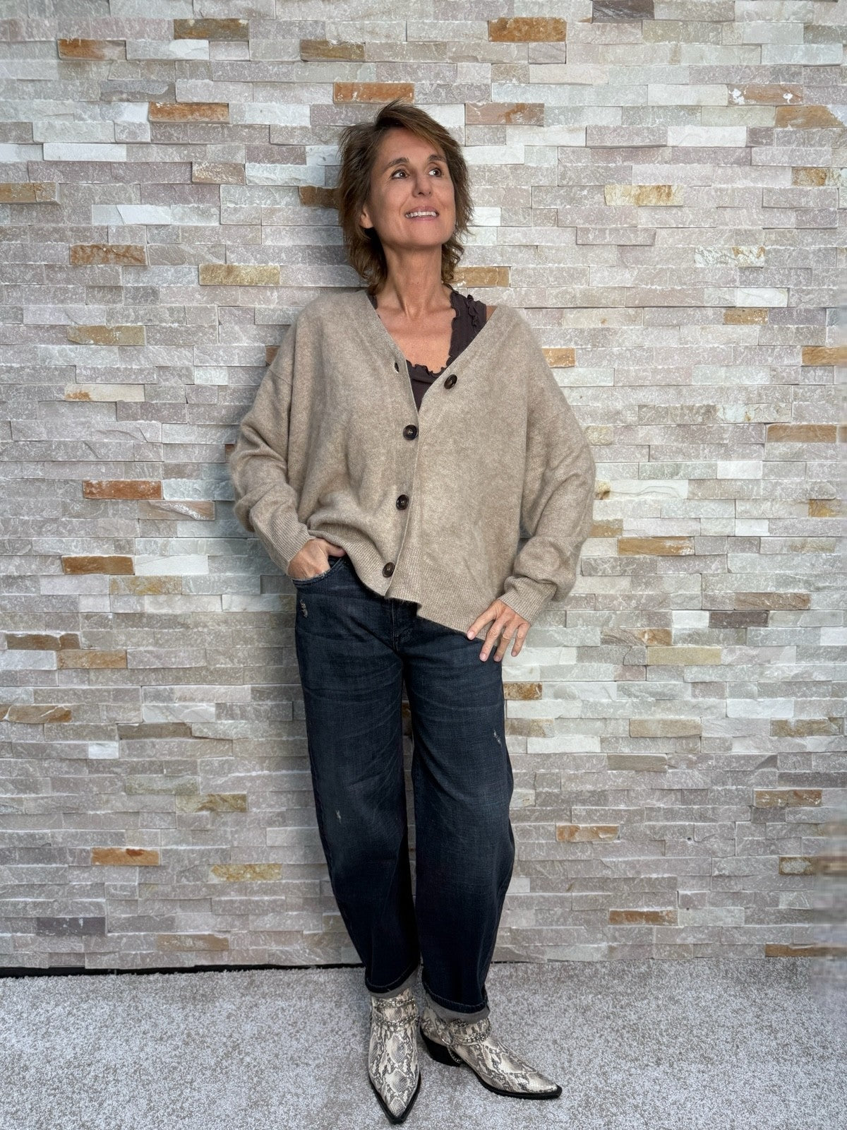 Brushed Cashmere oversized Cardigan Hellbraun