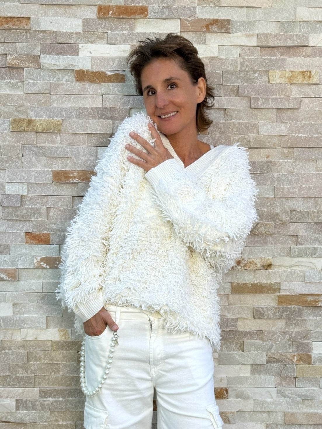 Cashmere Fransen Pullover mit V-Ausschnitt in Offwhite