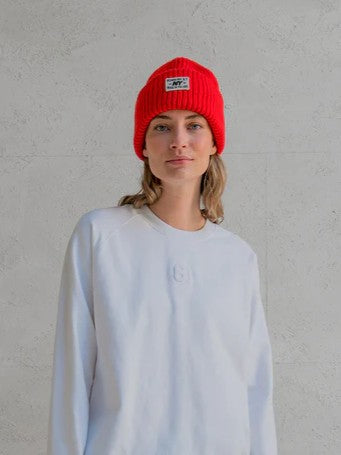 Mütze / Beanie Rippe mit Logo-Patch in Tomato