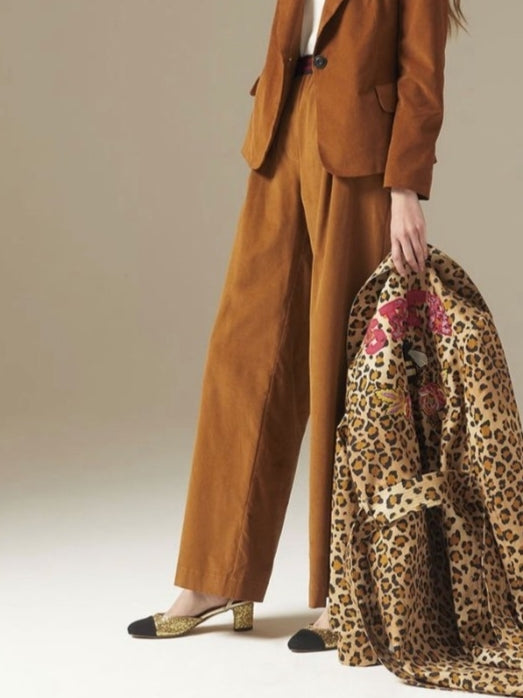 Weite Feincord Hose mit Streifengummibund in Caramel