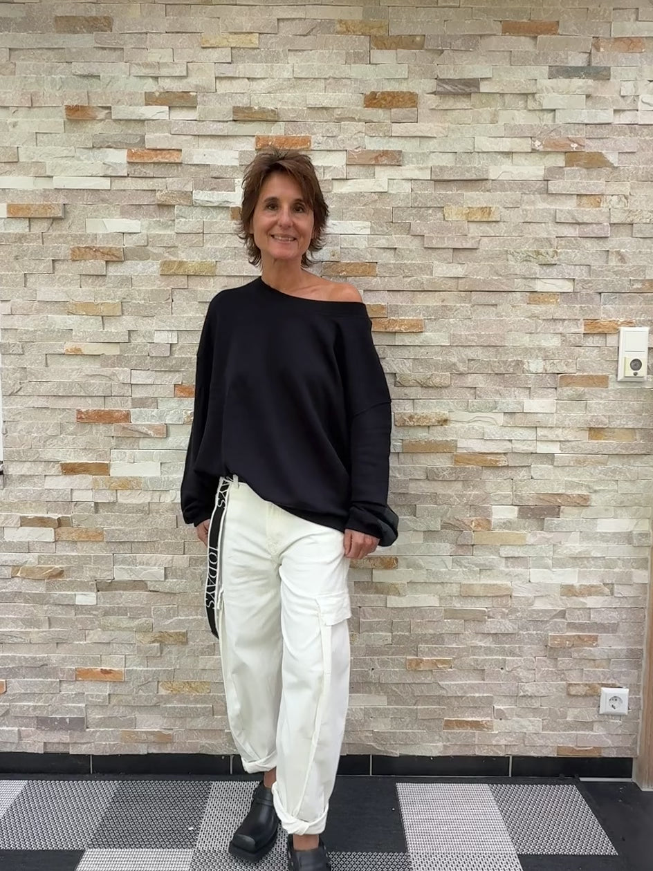 Video laden: Oversized Sweatshirt Sky Dreaming Schwarz