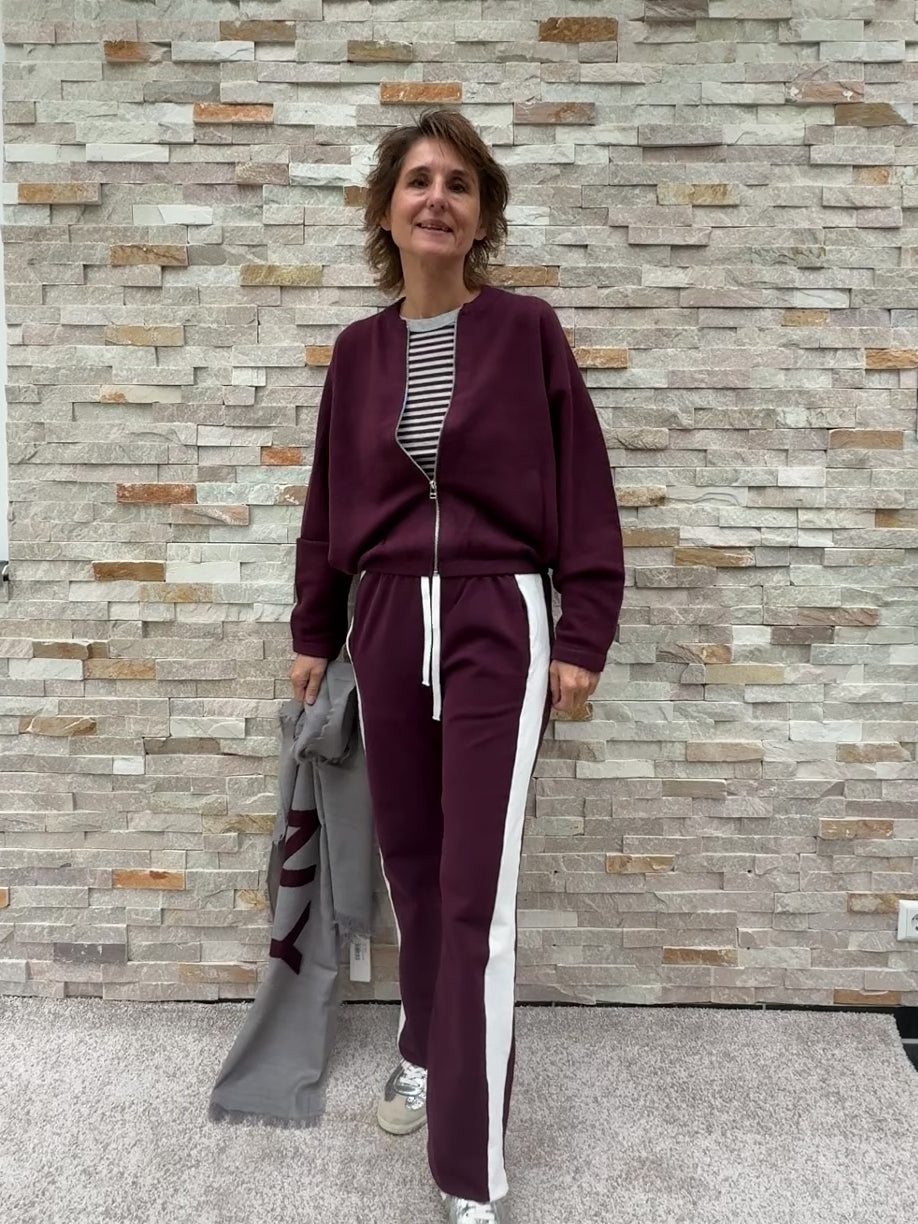 Video laden: Cardigan mit Reißverschluss in Blouson-Form in Aubergine