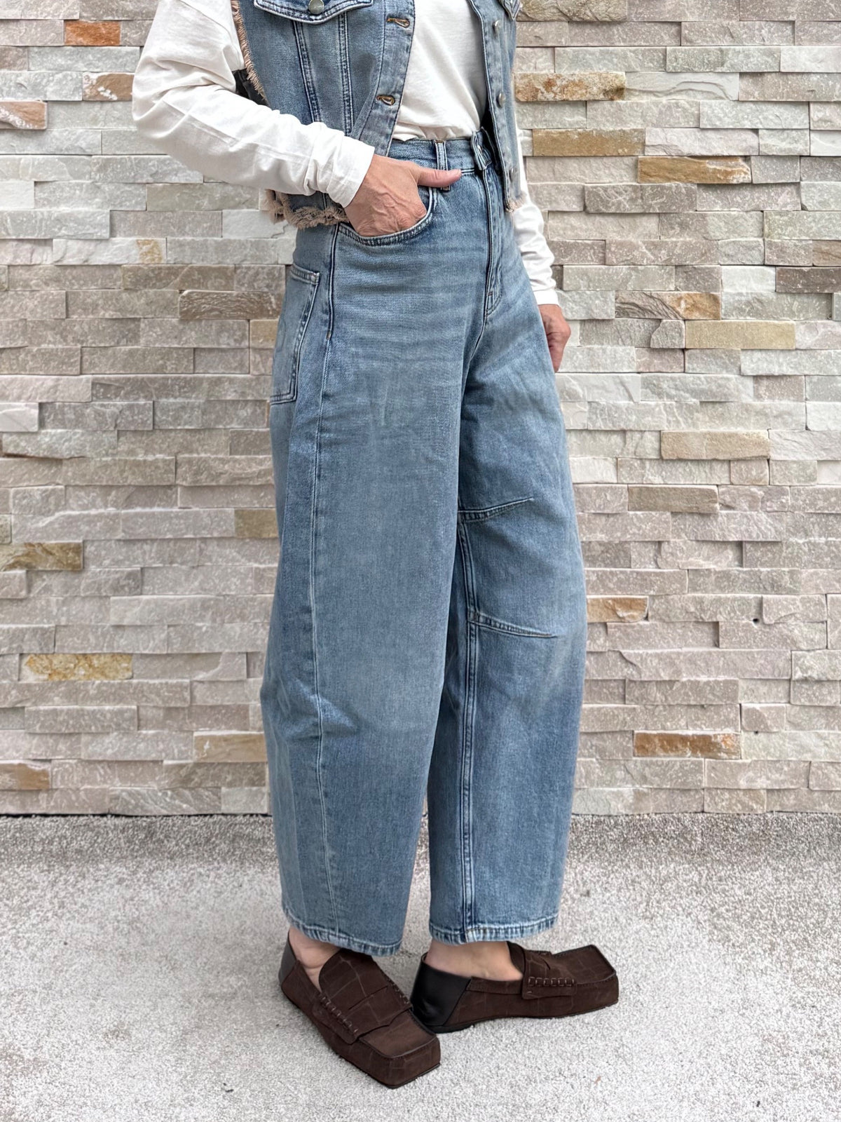 Barrel Jeans wide tapered denim pants Blue