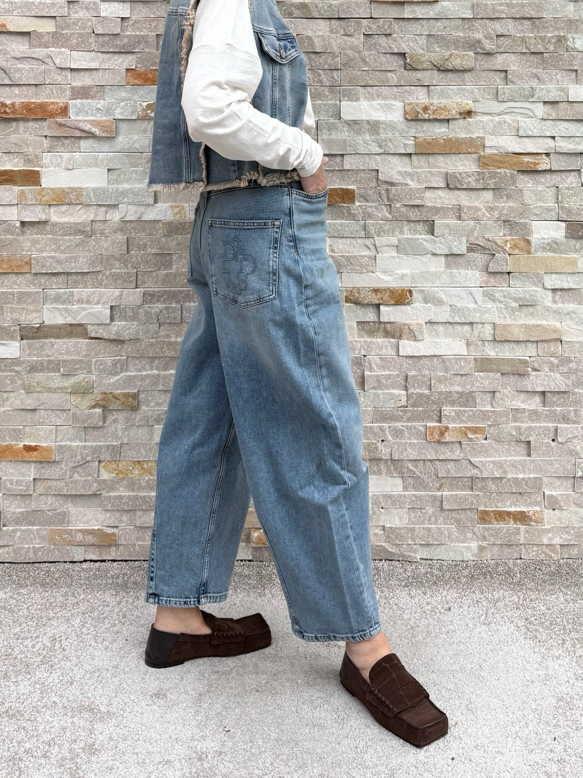 Barrel Jeans wide tapered denim pants Blue