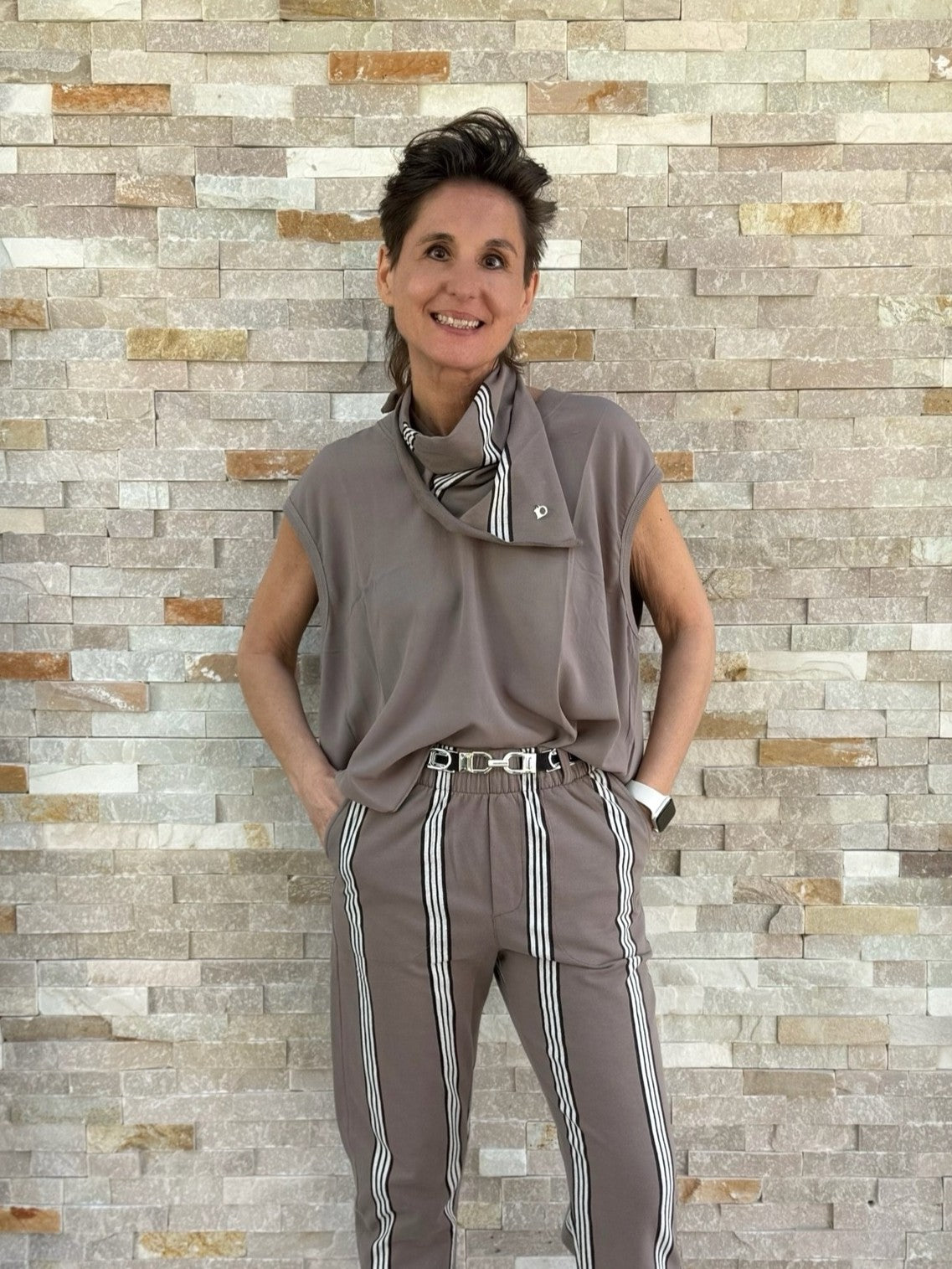 Viscose Shirt mit V-Ausschnitt im Moonrock