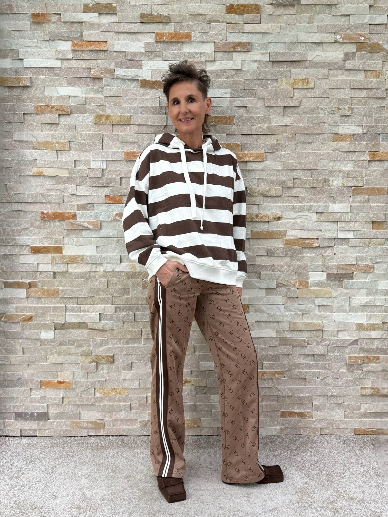 Track Pants Monogram in Toffee