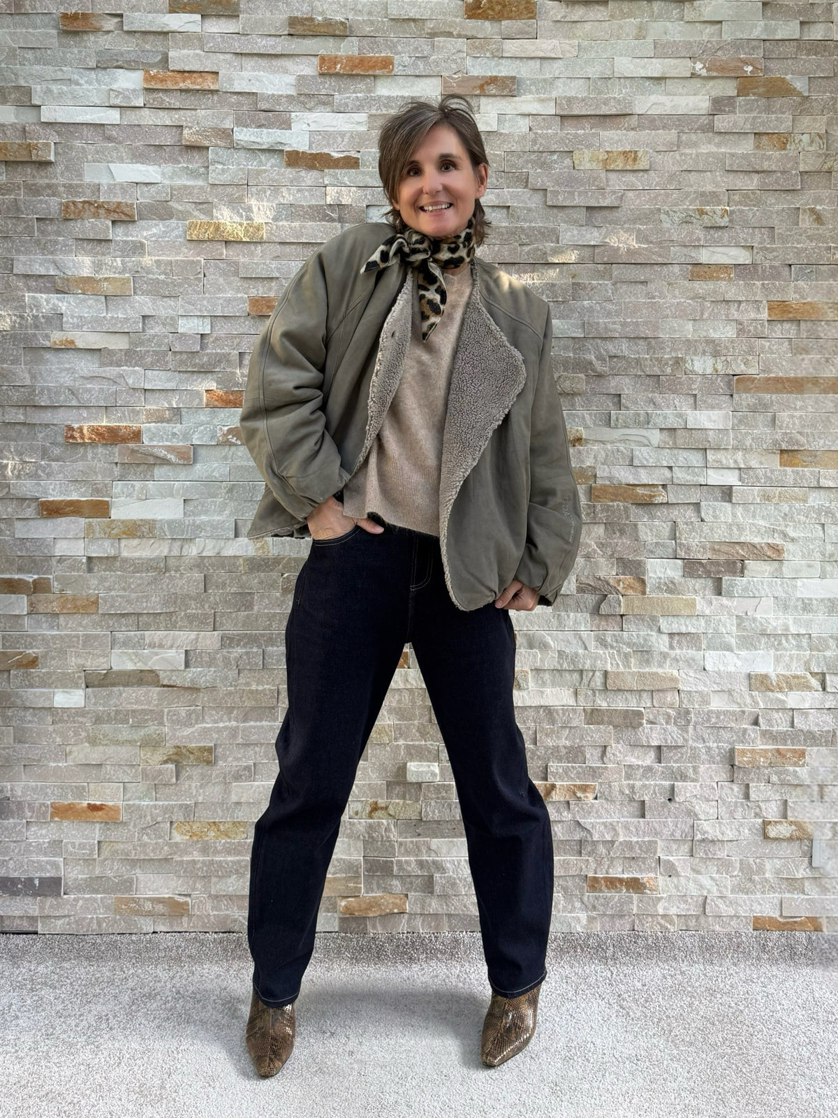 Oversized Fit Lederjacke mit Teddyfutter in Dark Fog