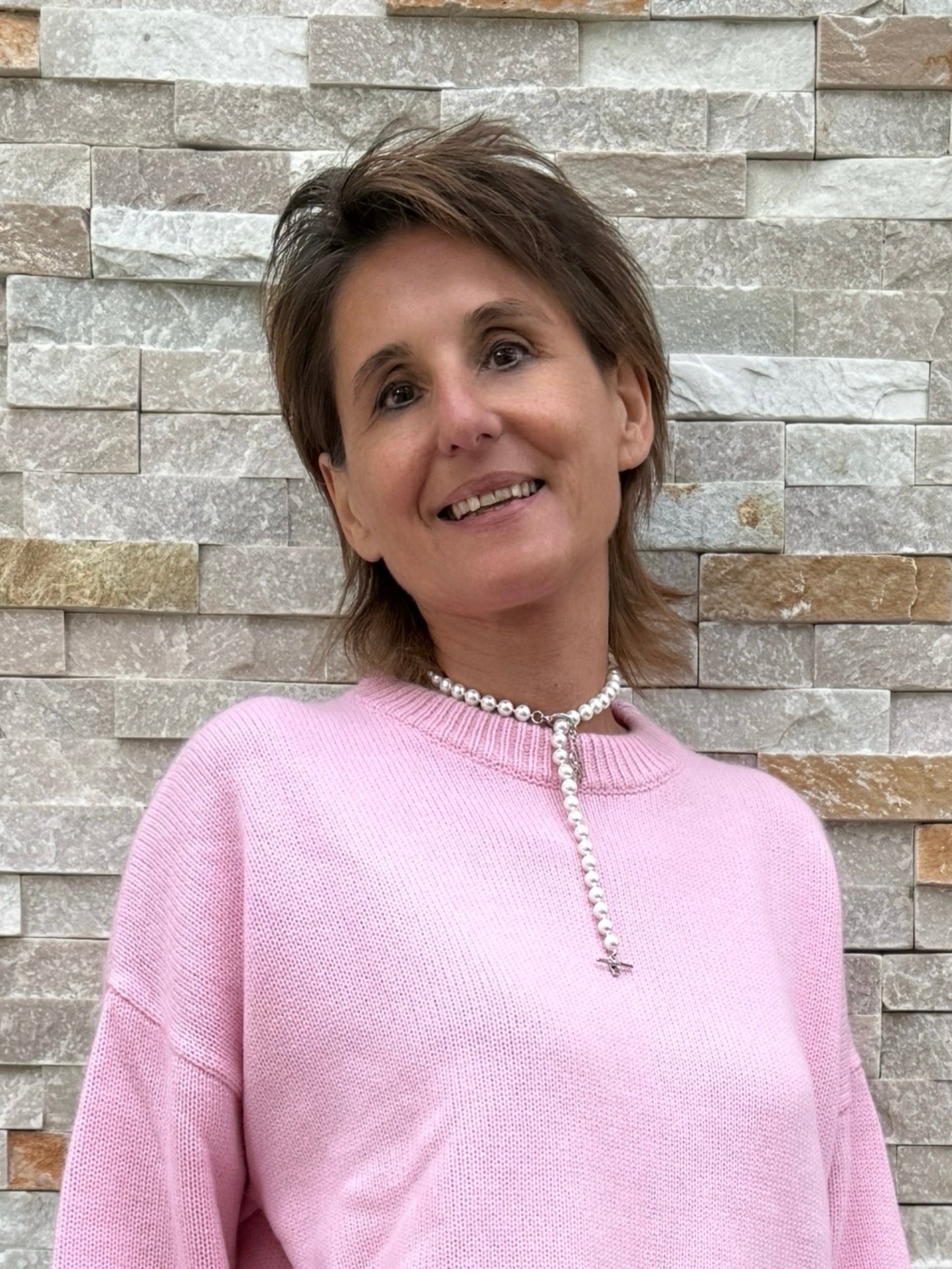 Halskette Perlen mit LOVE Anhänger