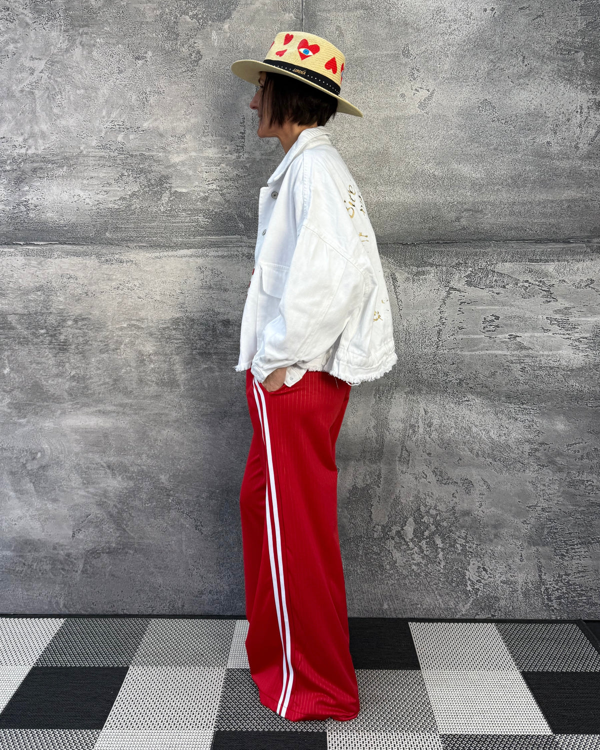 Track pants with galloon stripes in red