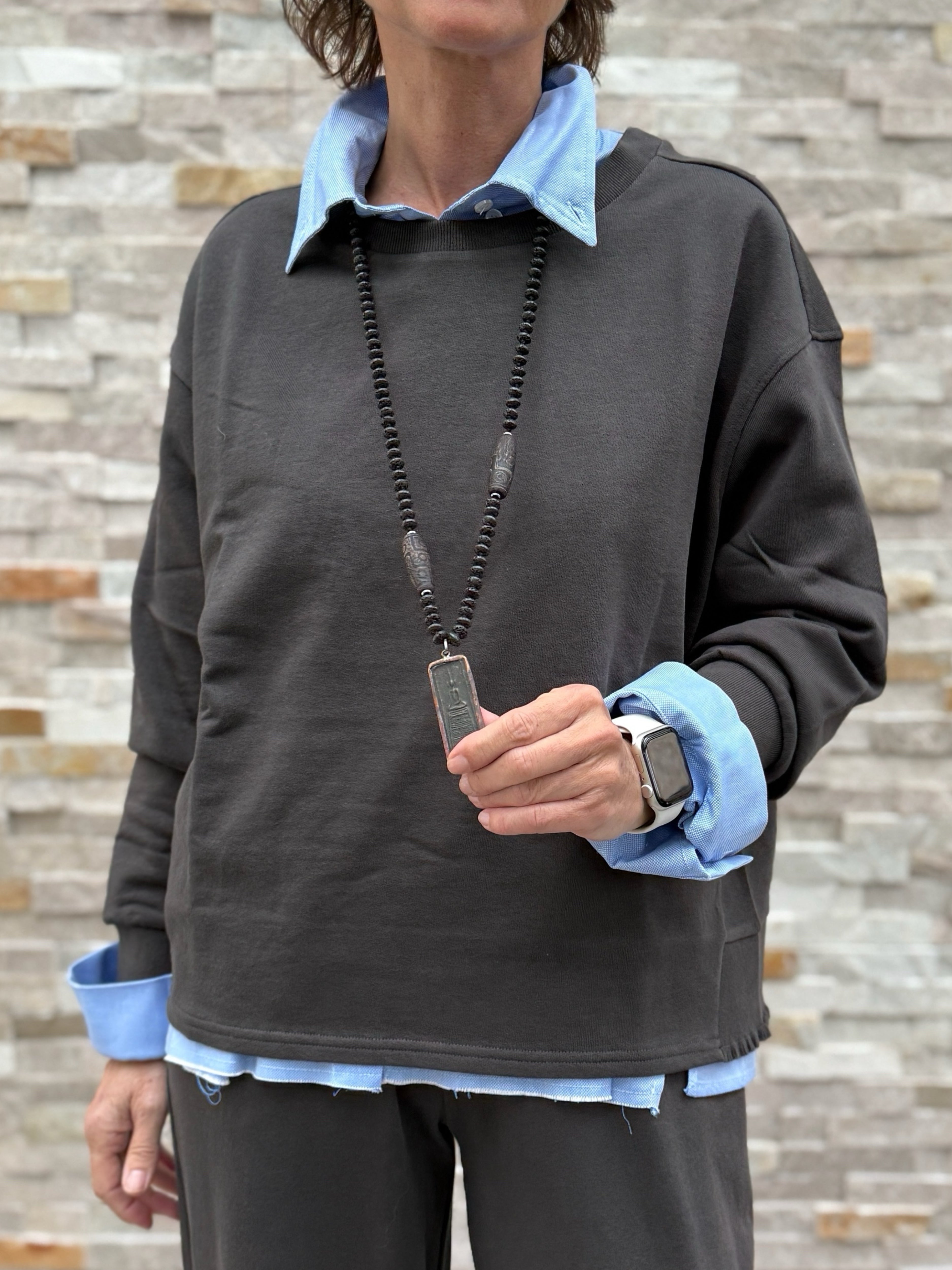 Lange Kette NEPAL mit Buddha-Amulett Lava