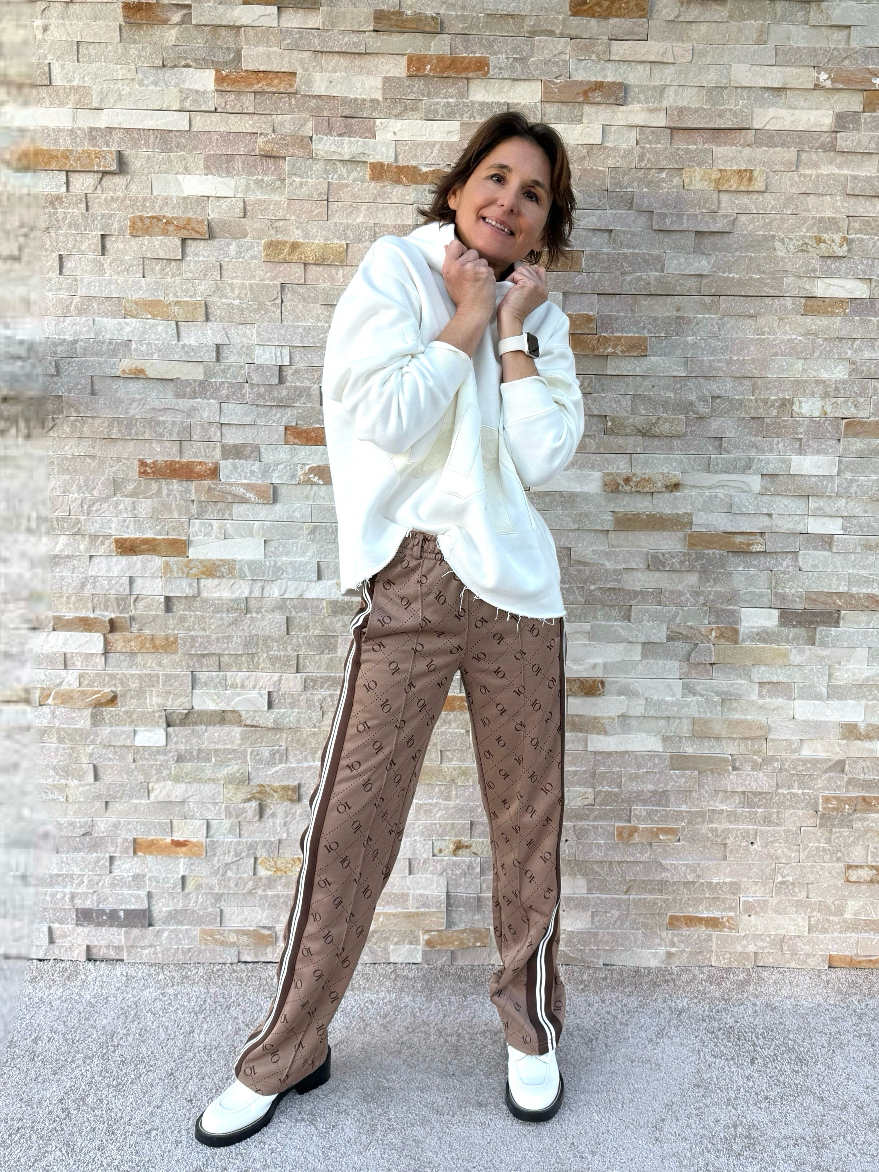 Statement Logo Hoodie in Ecru