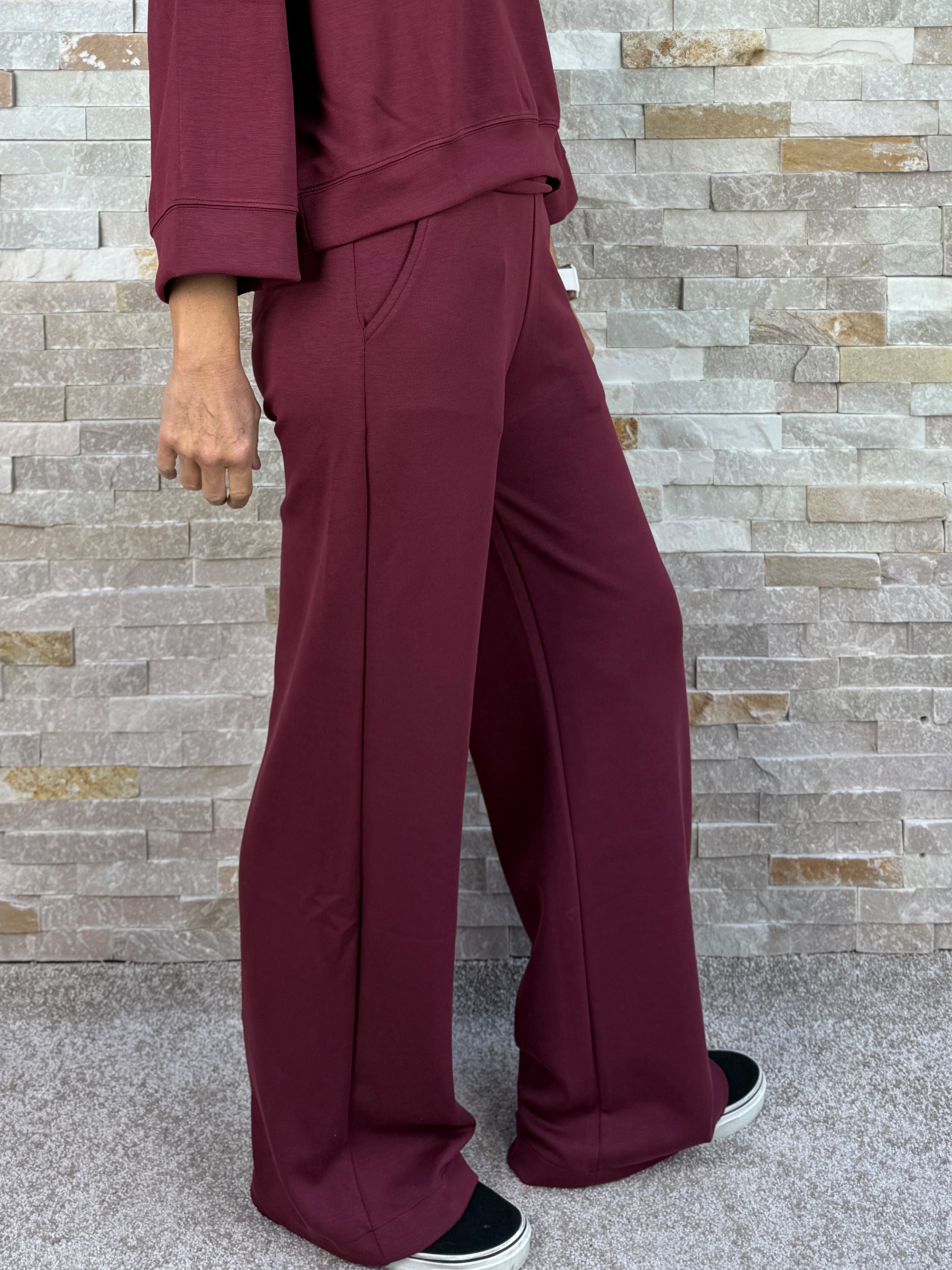 Jersey Hose aus Scuba in Bordeaux
