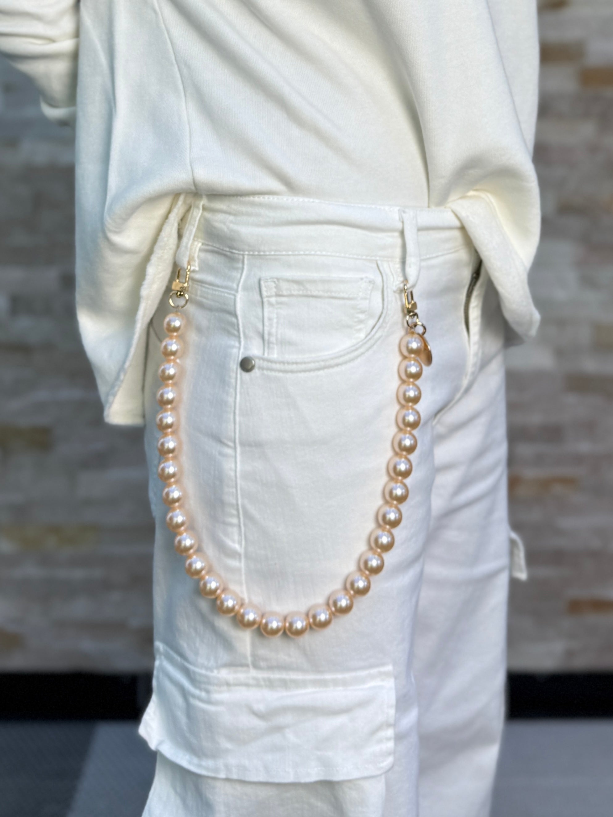 Hosenkette  / Taschenkette Handykette in Pearl, Karabiner Gold