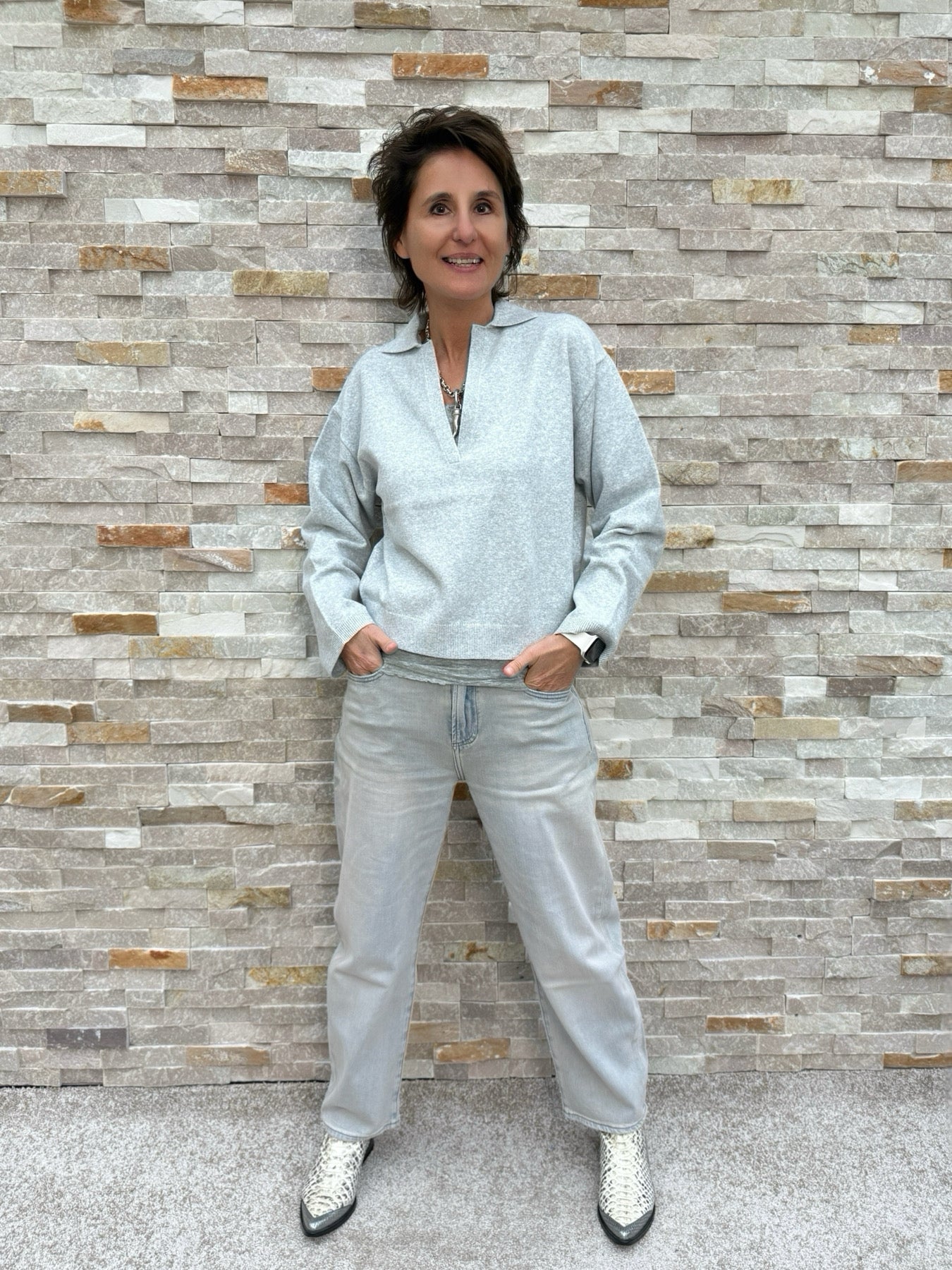 Pullover mit Kragen in Grau Melange