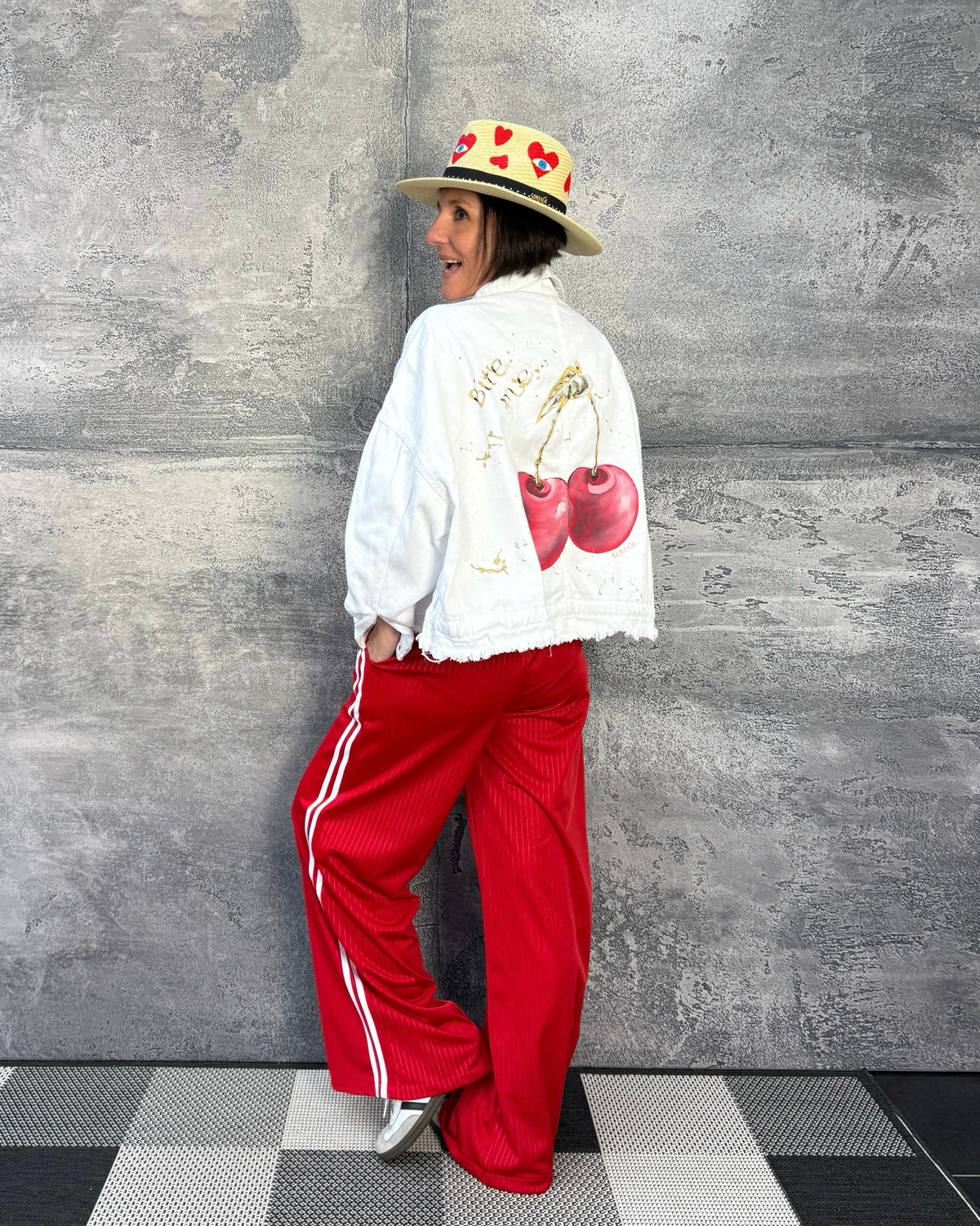 Track pants with galloon stripes in red