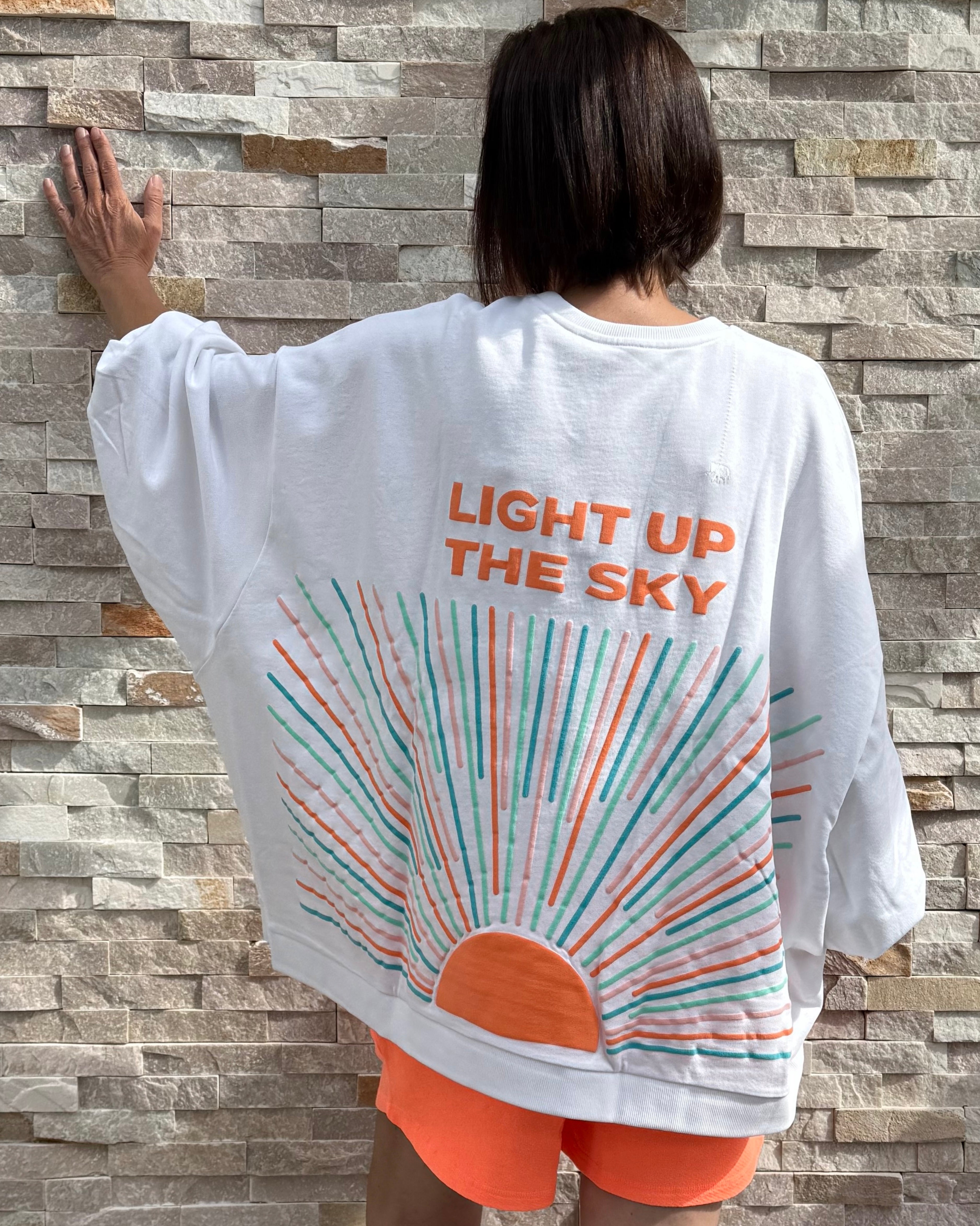 Oversized Sweatshirt IZAR Weiß Rückenprint