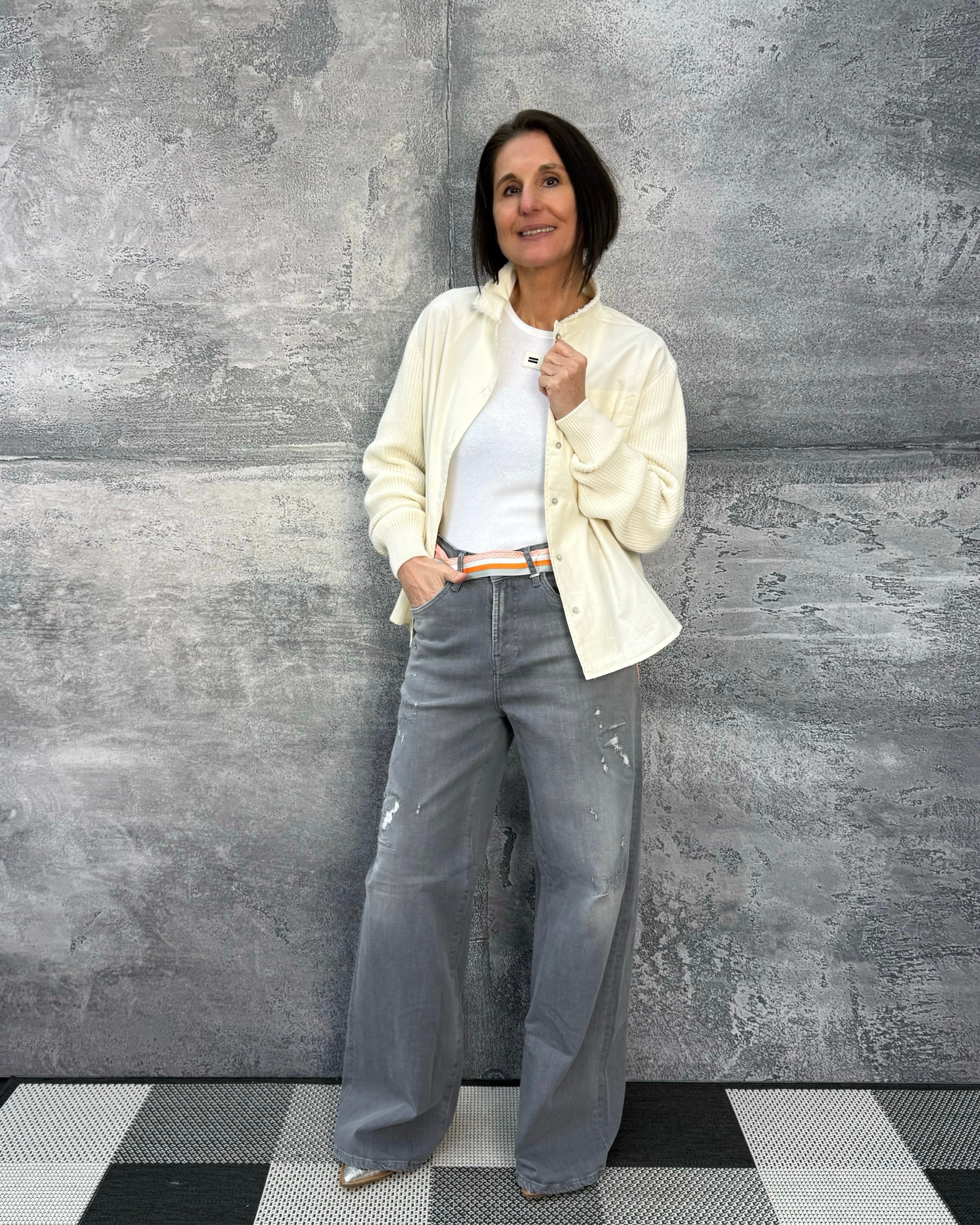 Jeans KALEA mit extra weitem Bein town grey