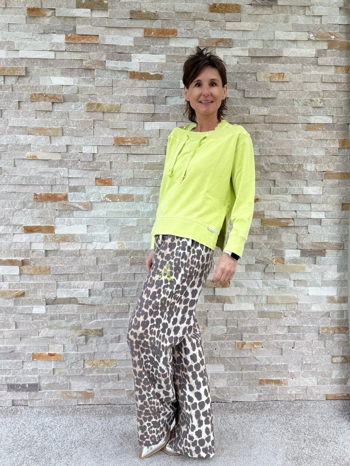 Track Pants mit Animal Print Beige-Braun