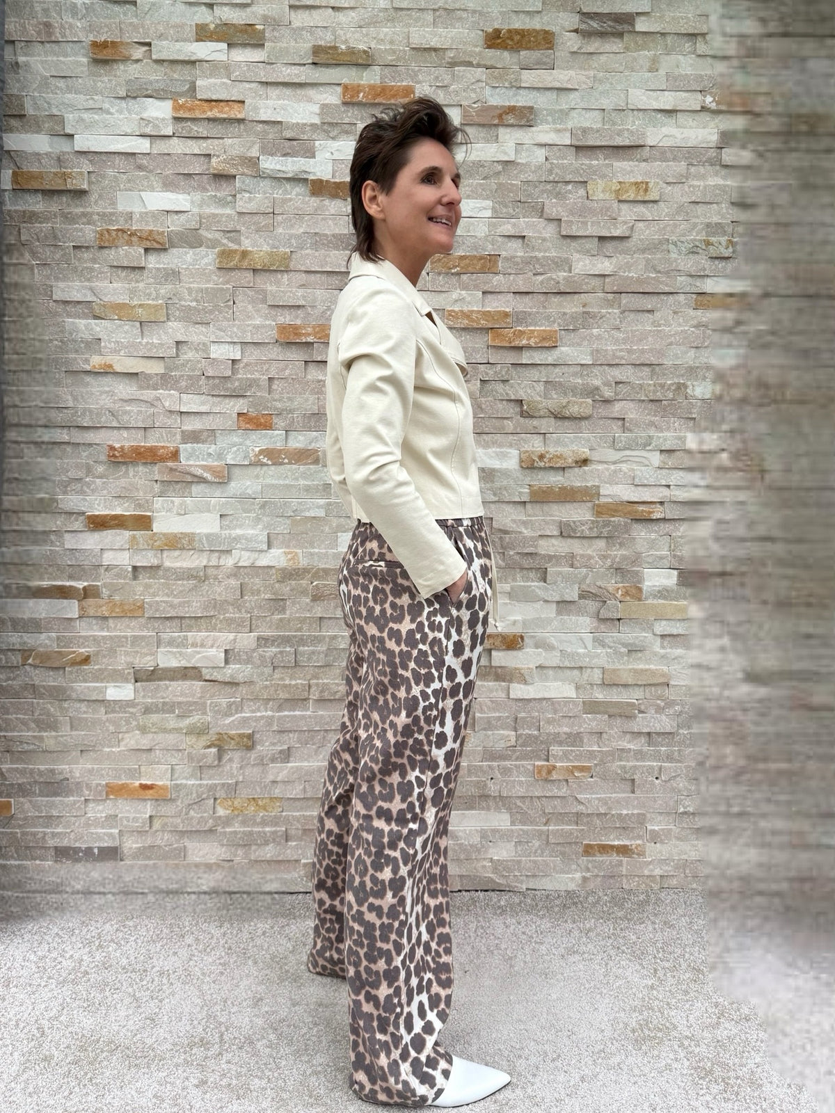 Track Pants mit Animal Print Beige-Braun