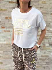 Cropped T-Shirt mit LONDON Aufdruck in Weiß