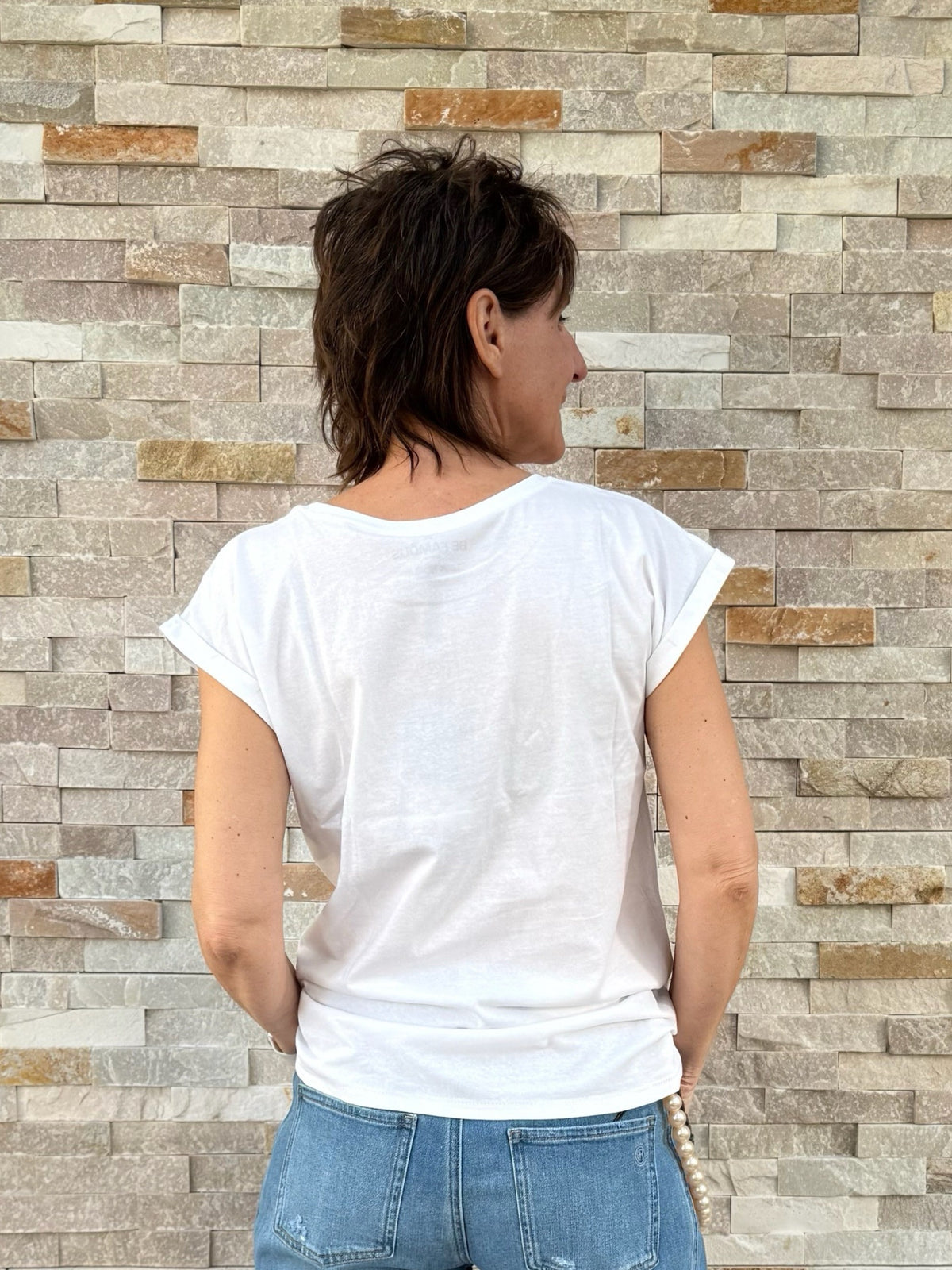 T-Shirt with "Catch me" print in White