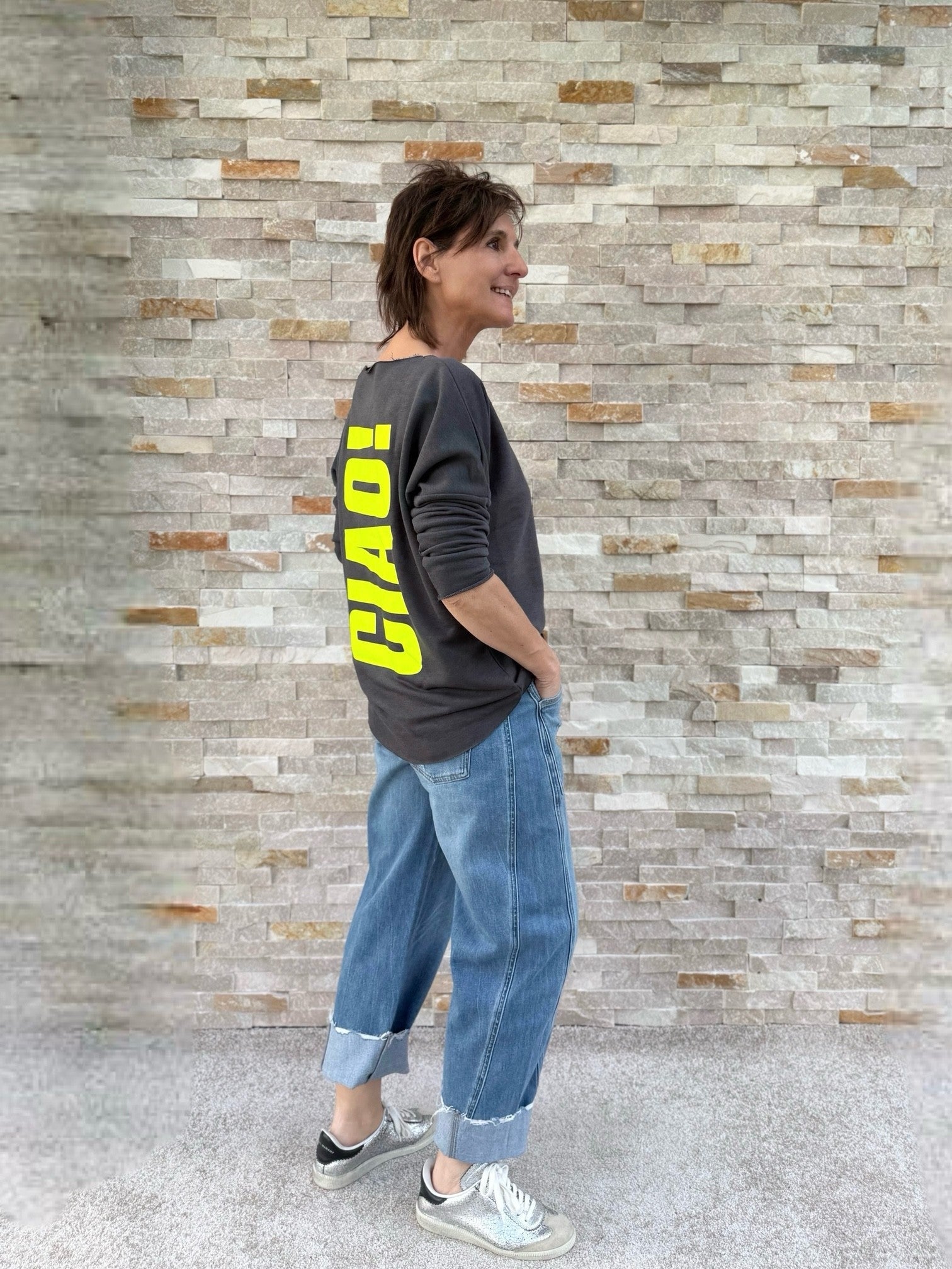 Sweatshirt CIAO! with raw hem in Graphite with Neon Yellow