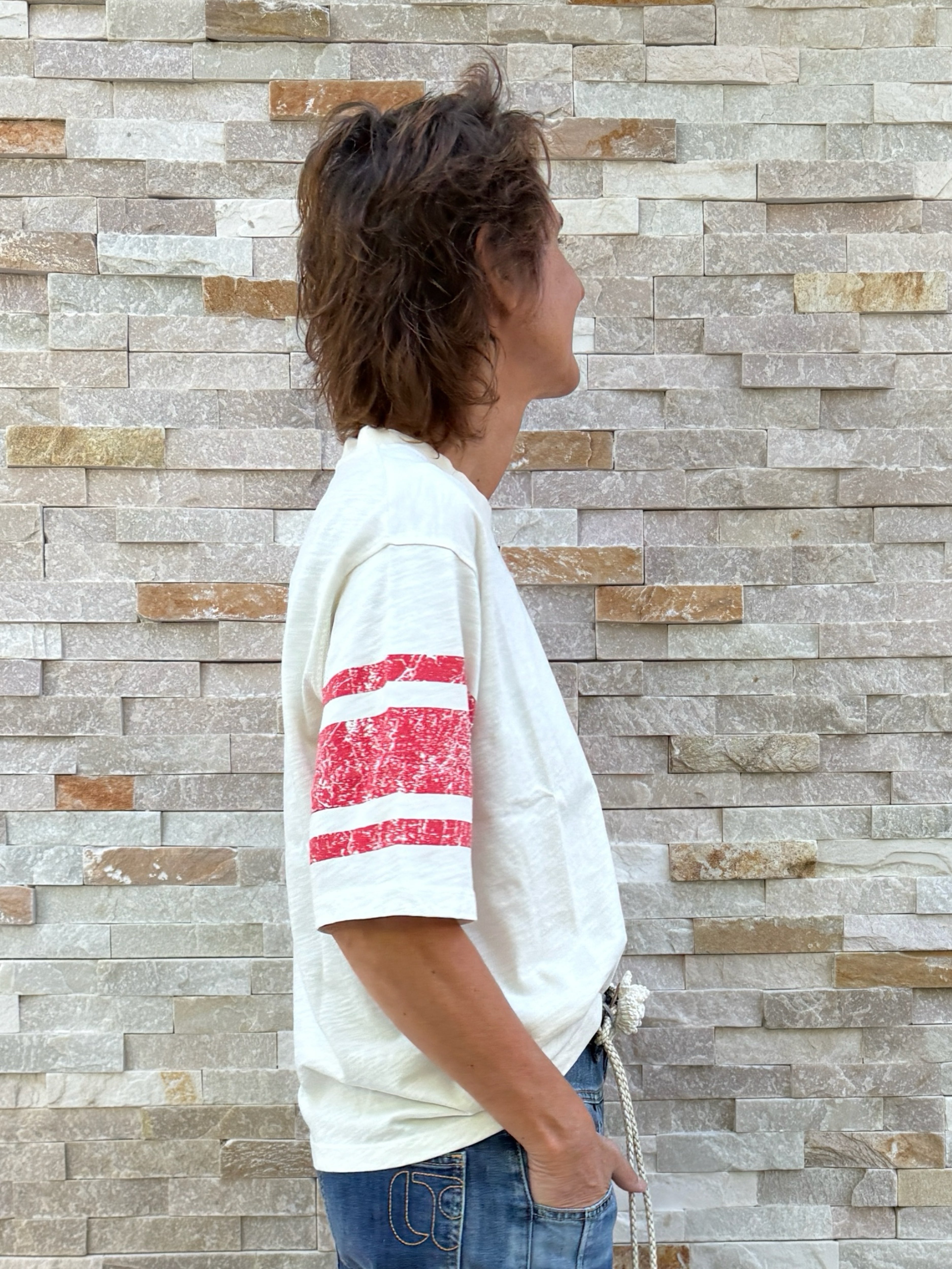 1/2 Arm T-Shirt mit roten Steifen in Ecru