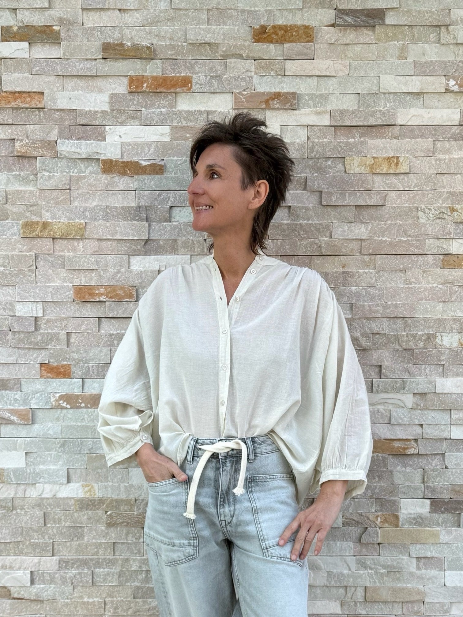 Kastige Bluse aus Baumwolle in Sand