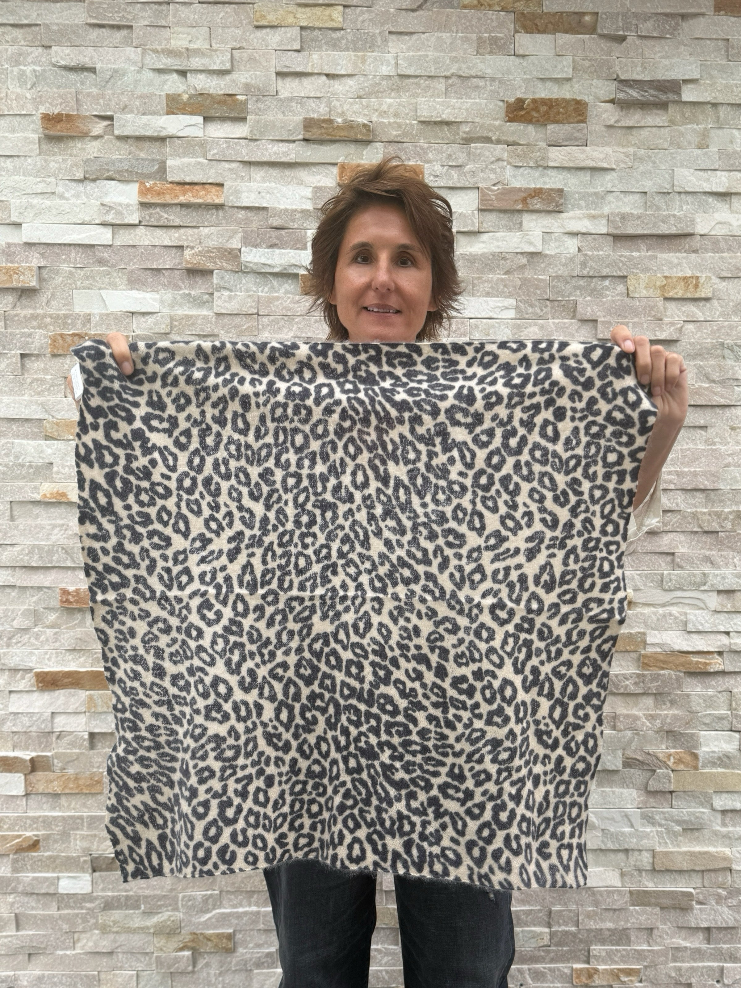 Cashmere Bandana LEO Latte/ Dark Navy