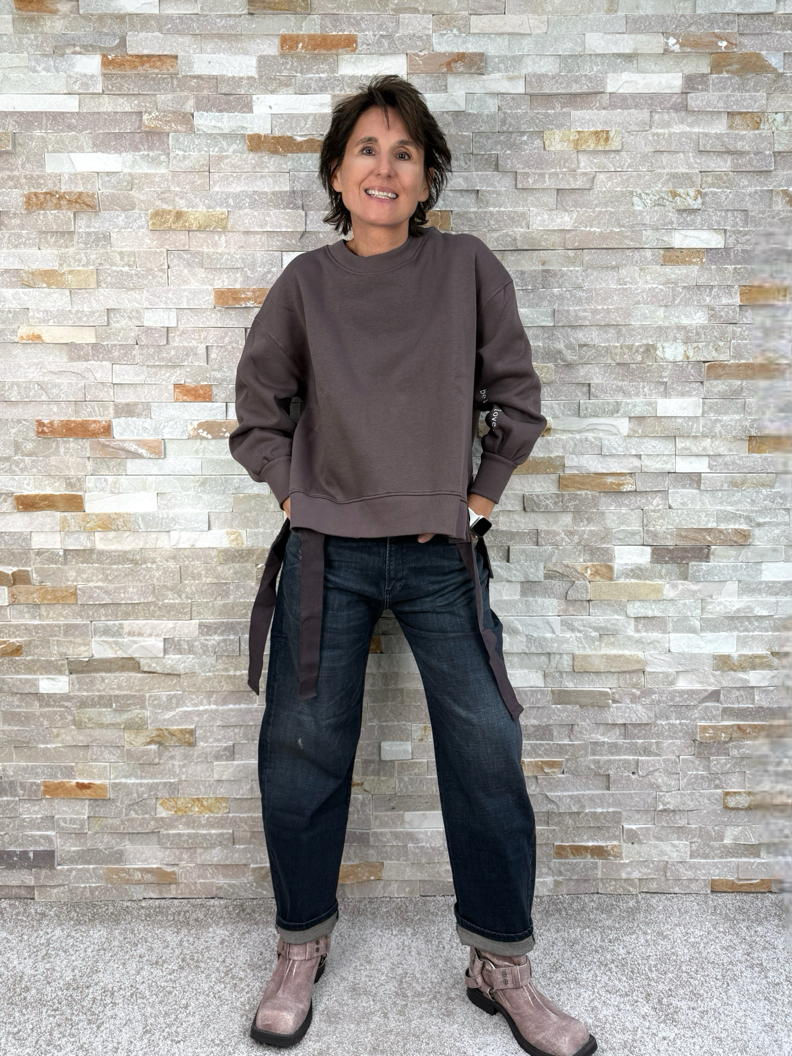 Oversized Sweatshirt mit seitlichen Bändern in Chocolate