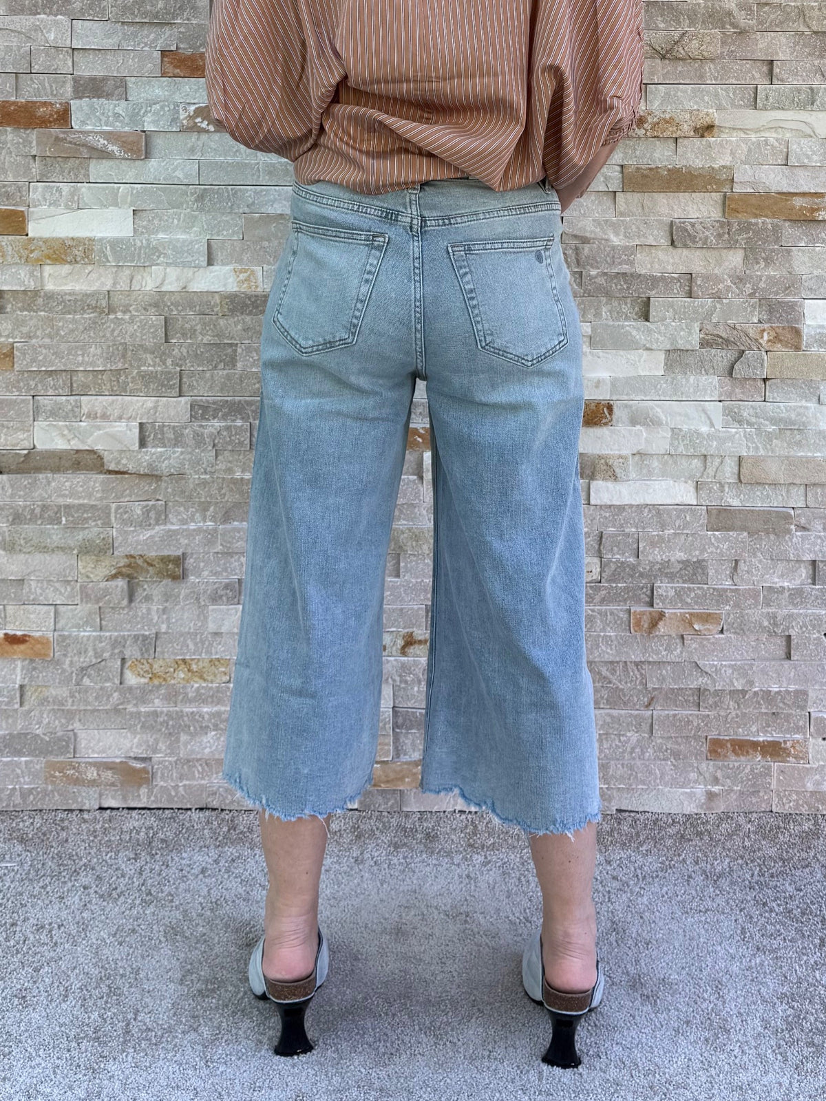 Jeans LINA Culotte / 7/8 wide Leg in hawaii blue