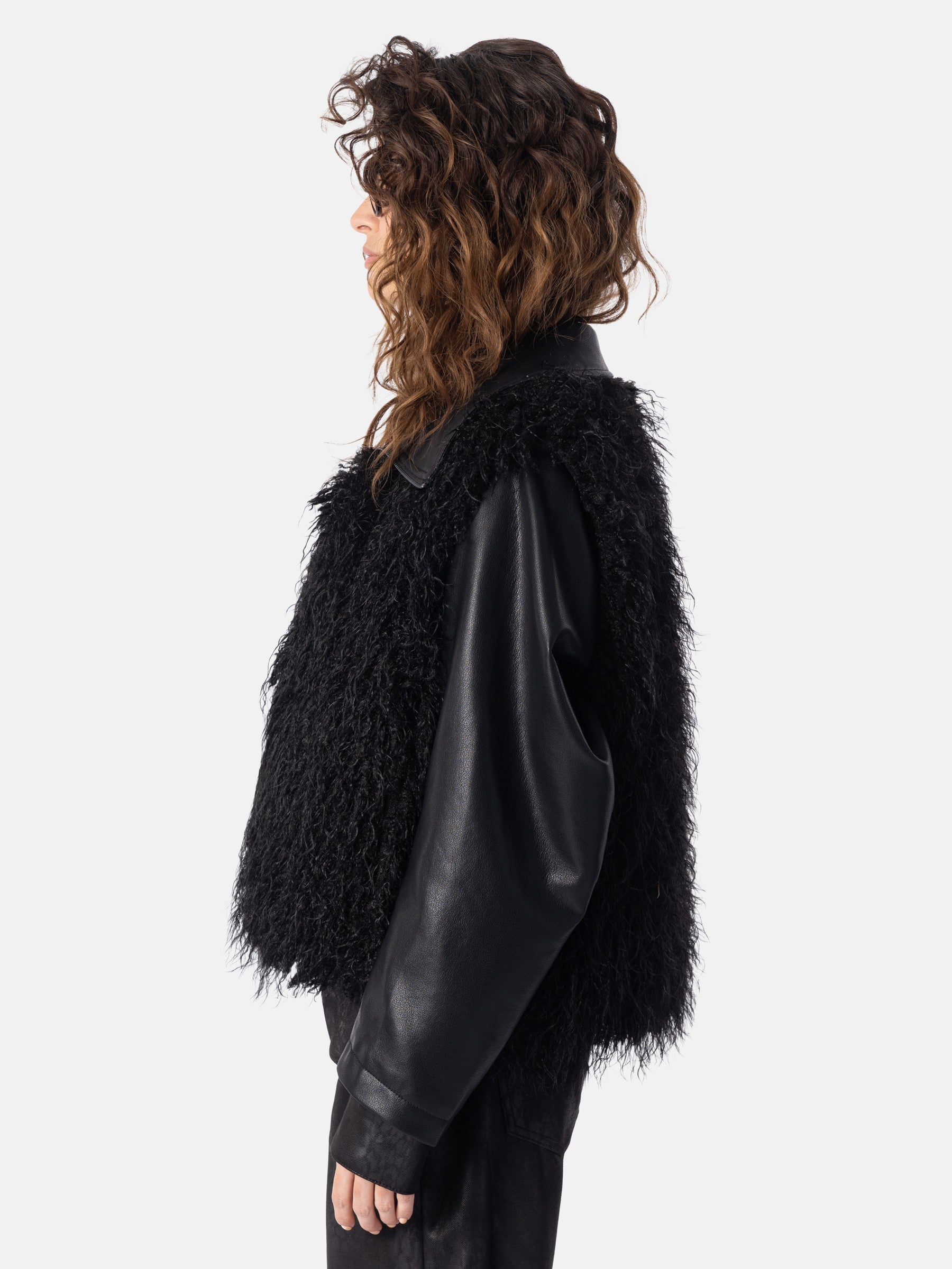 Curly-Lammfellimitat Weste ELLERY in Black