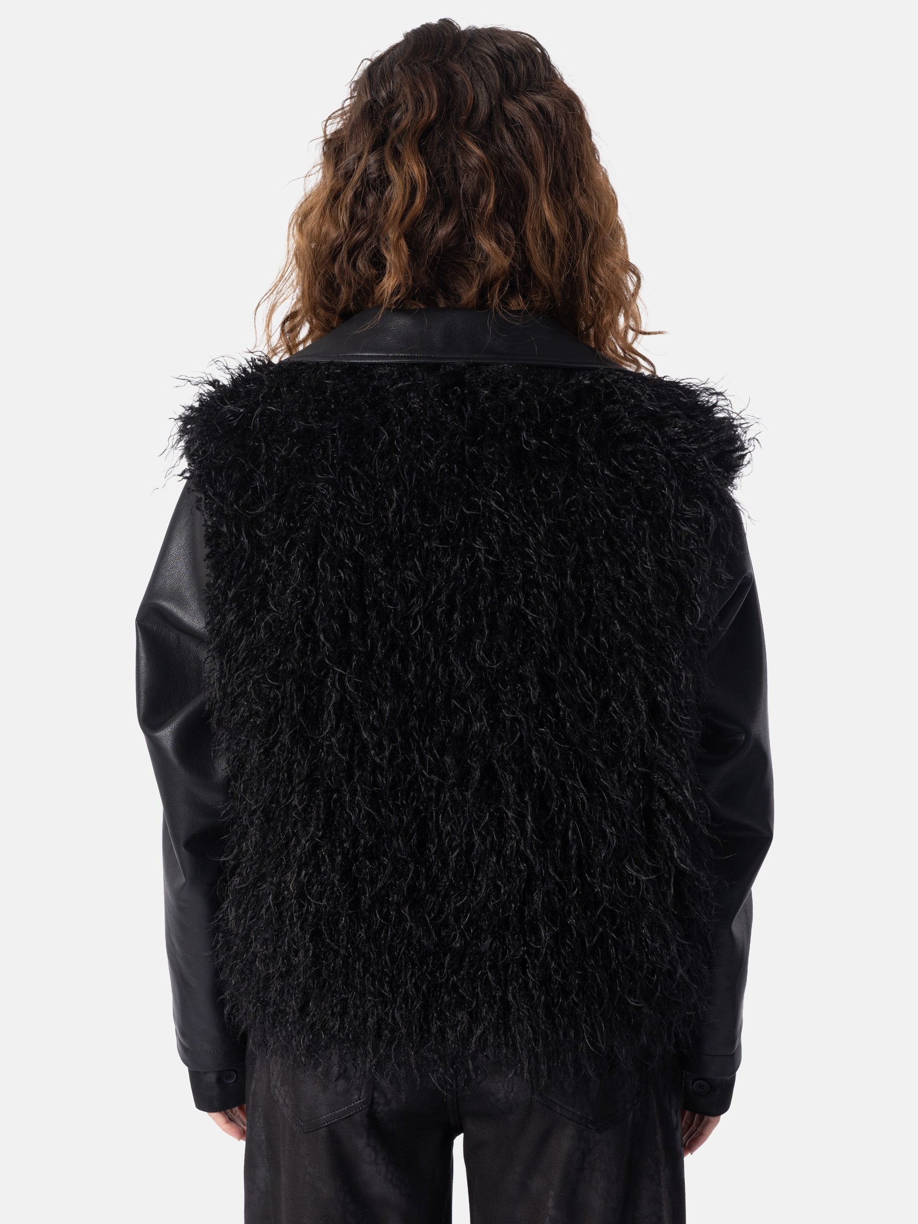 Curly-Lammfellimitat Weste ELLERY in Black