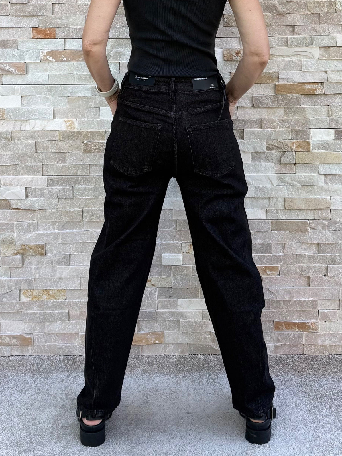 Jeans ISABELLA mit aufgesetzten Taschen in Raw Denim Black
