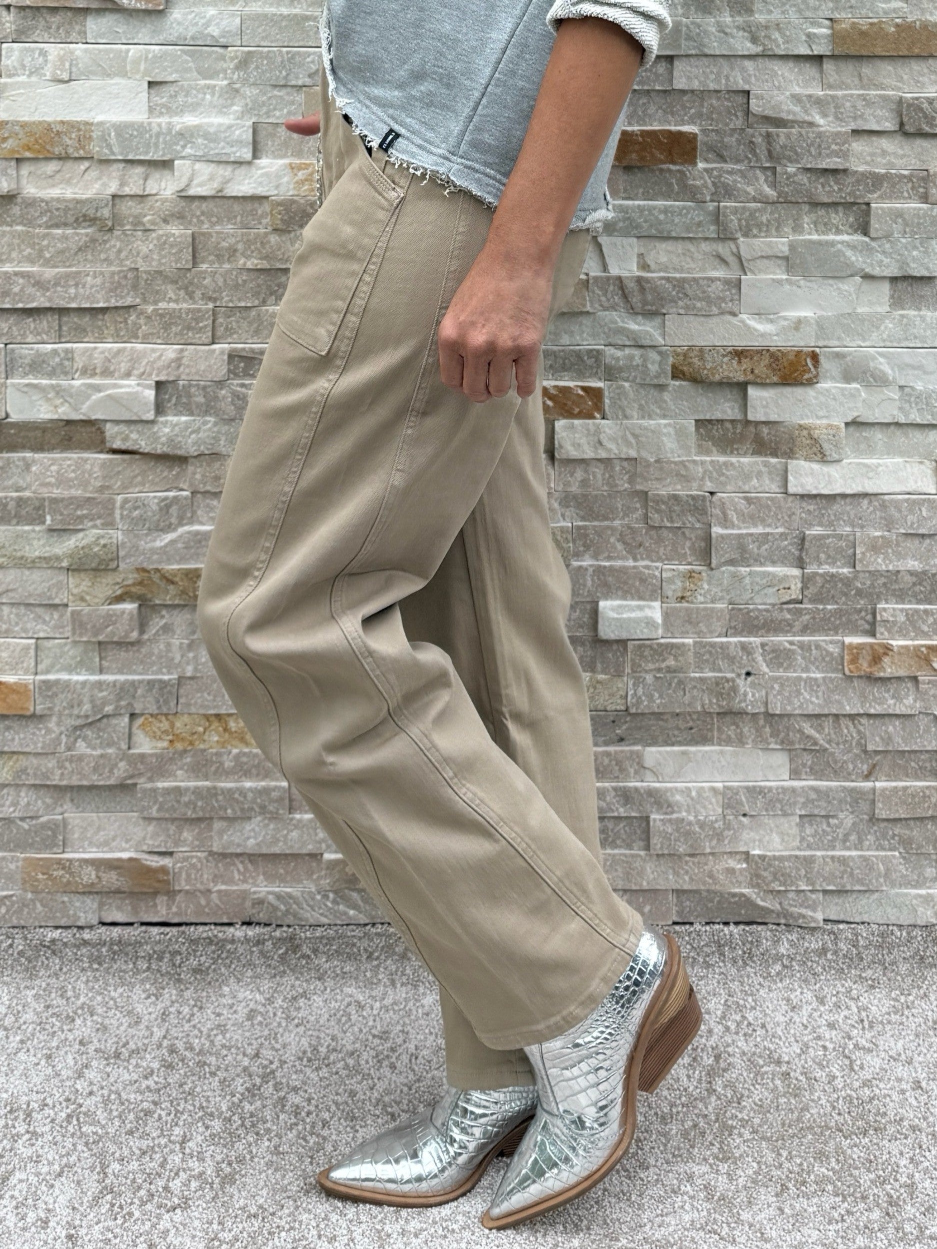 O-Shape Jeans ISABELLA Color Denim in Tan