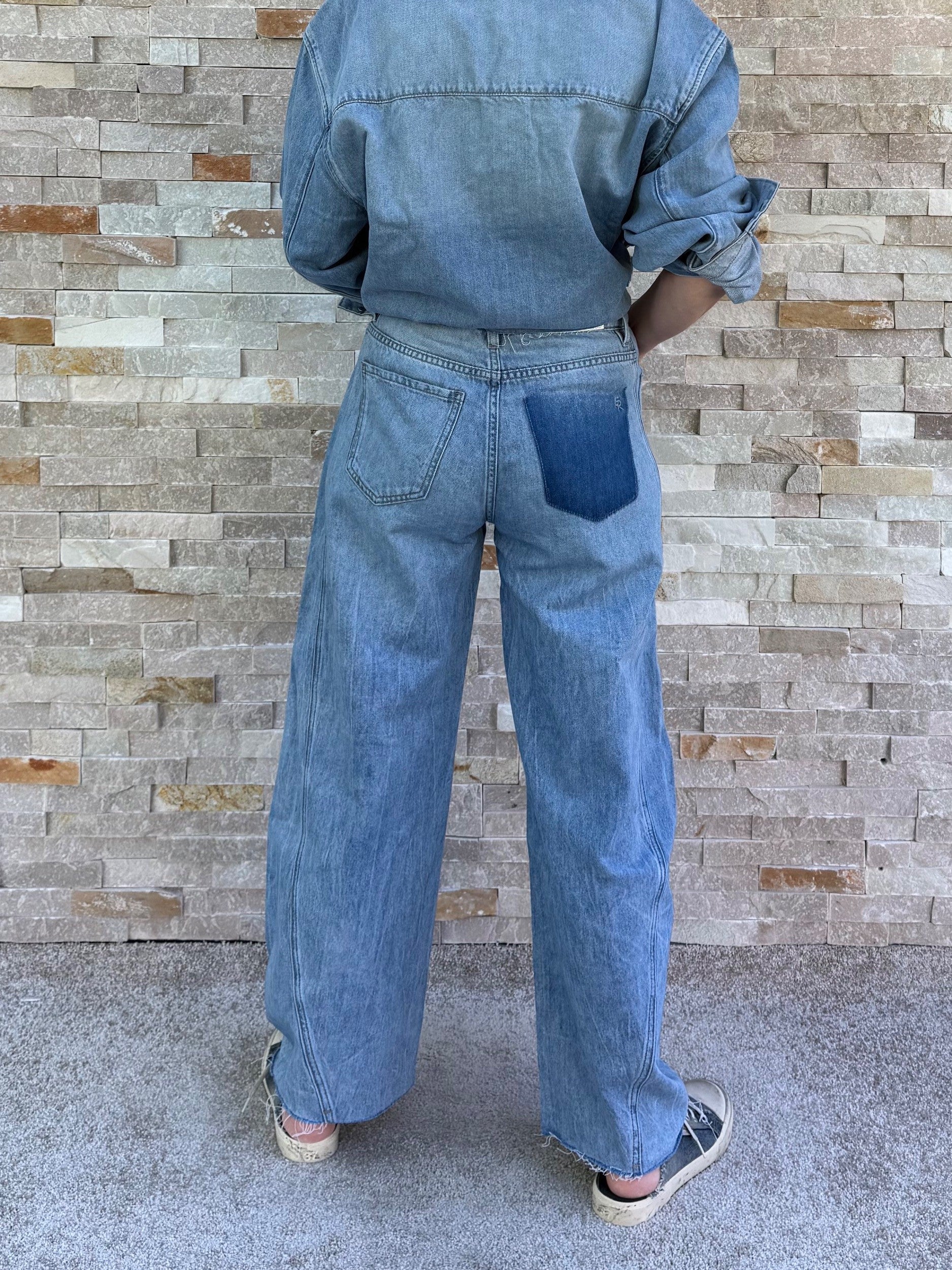 Barrel Jeans NORALIE mit offenem Saum in fresh blue