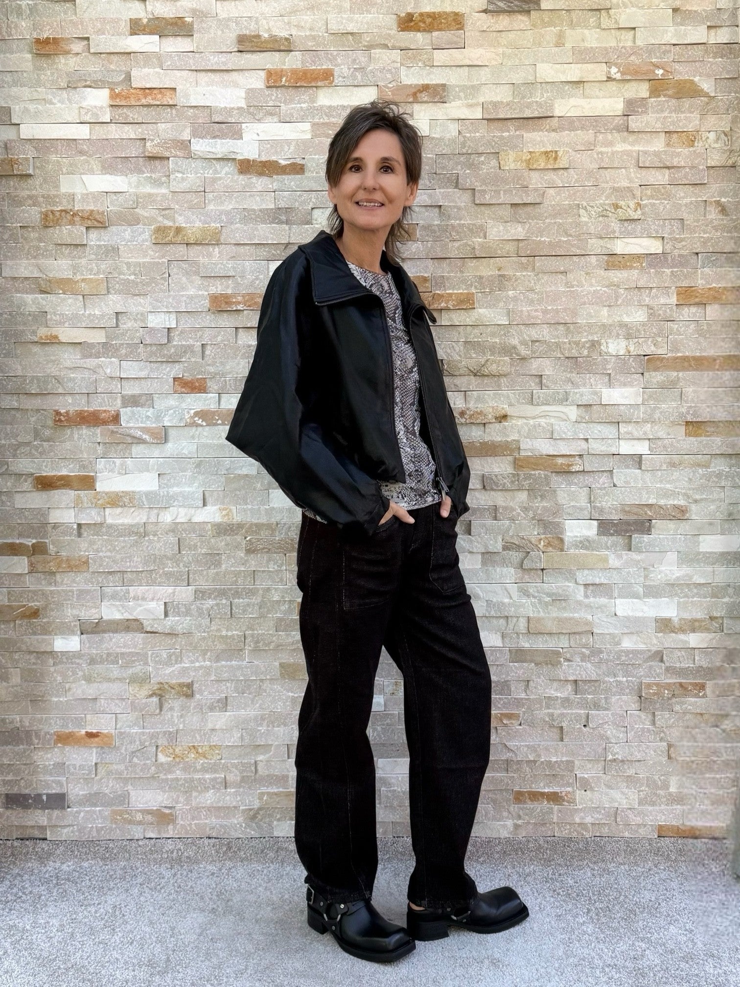 Blouson REVERIE in Lederimitat Schwarz