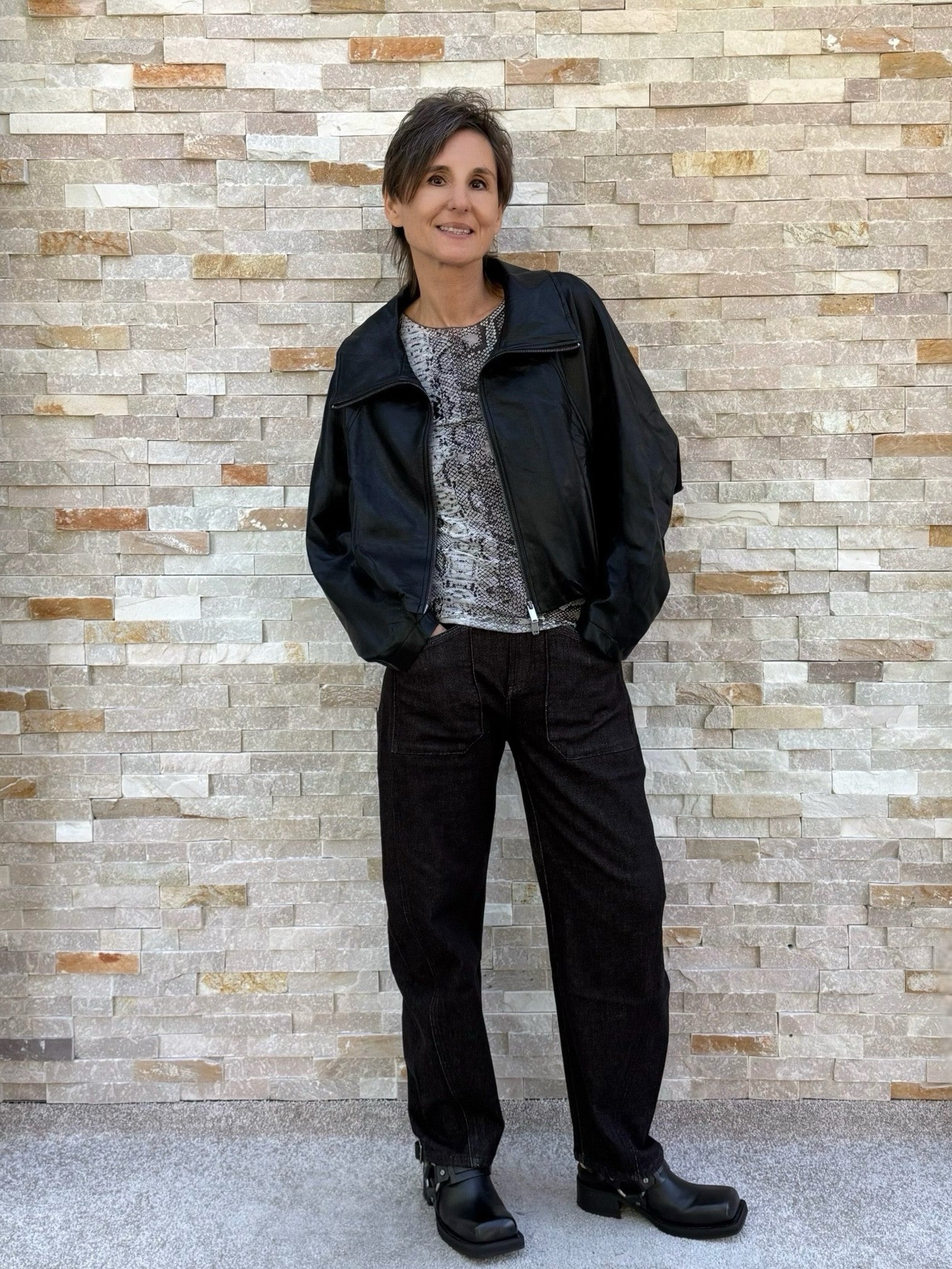 Blouson REVERIE in Lederimitat Schwarz