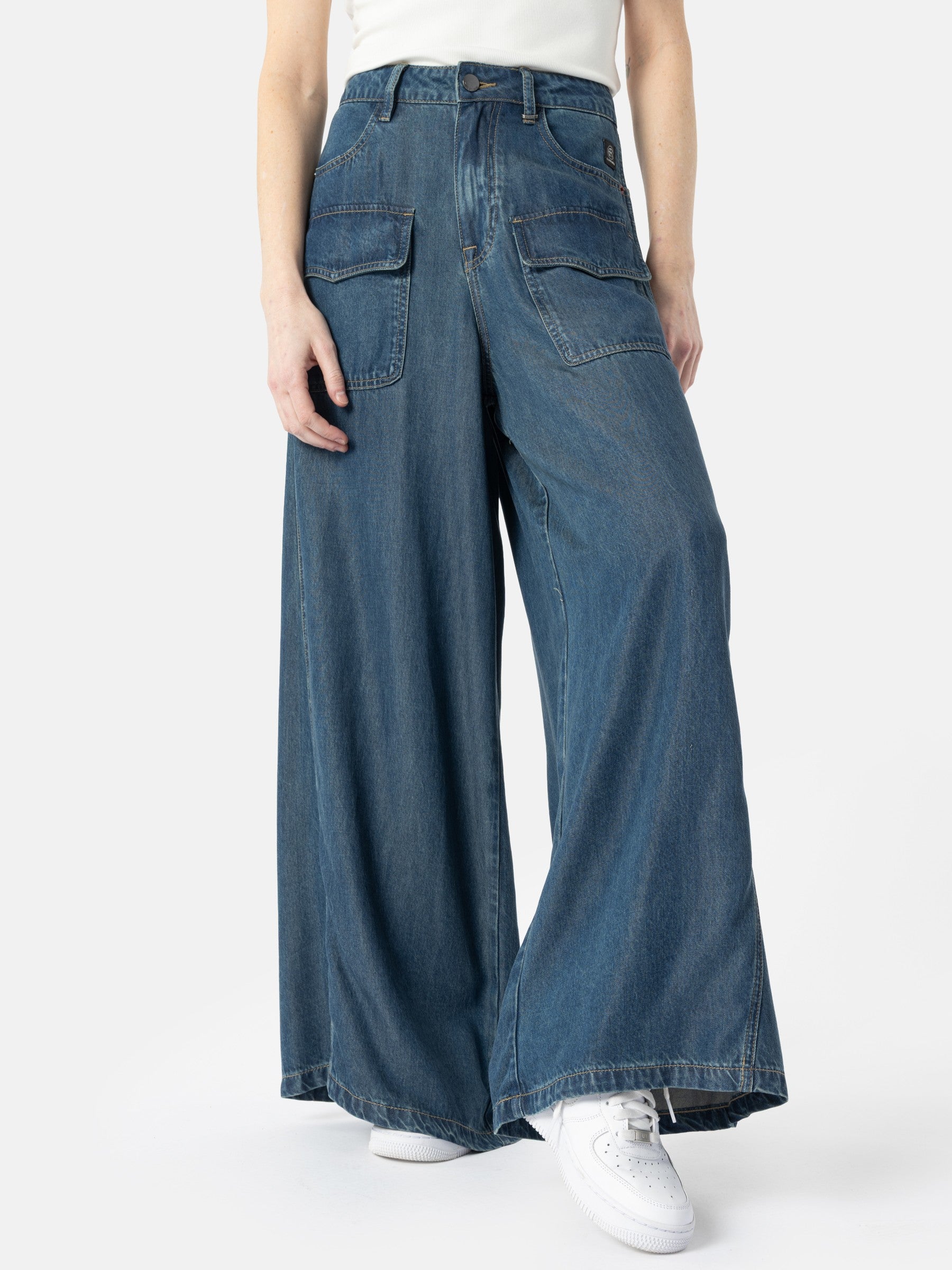 Wide Leg Jeans TRIS mit aufgesetzten Taschen in whale bay blue