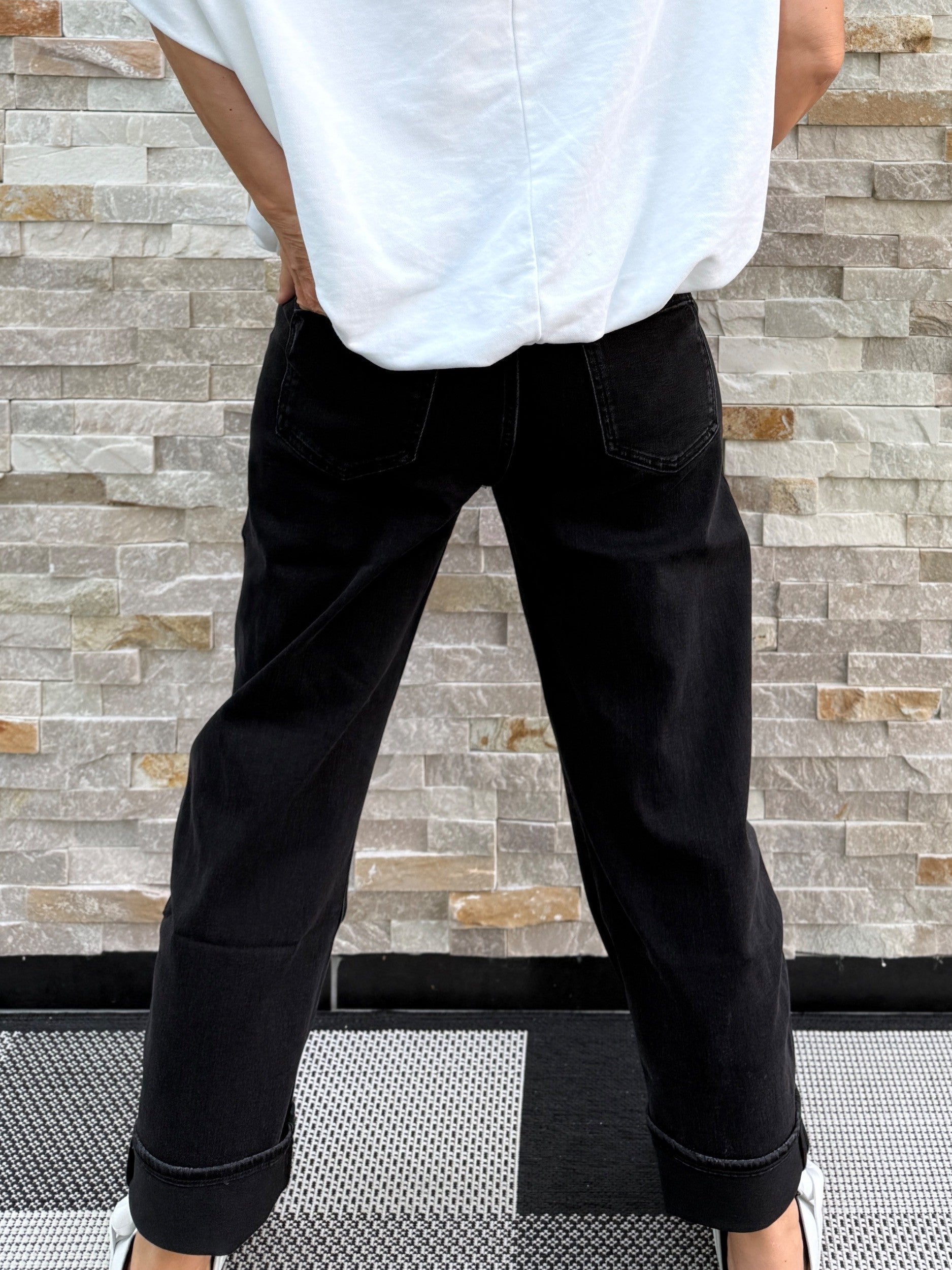 Jeans YOANA O-Shape Ebony Black Wash