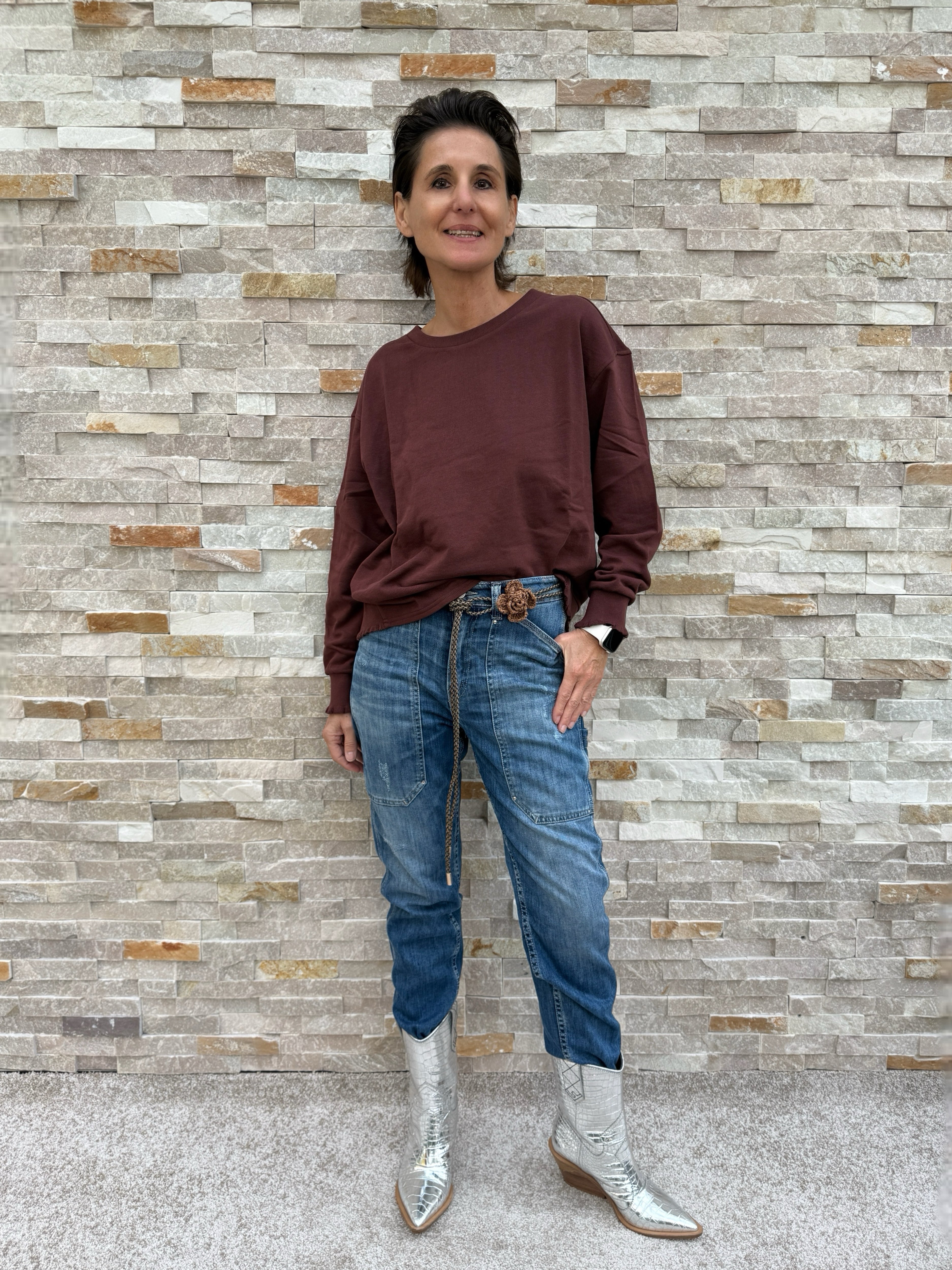 Sweatshirt ROSE mit Rüschen Details in Braun