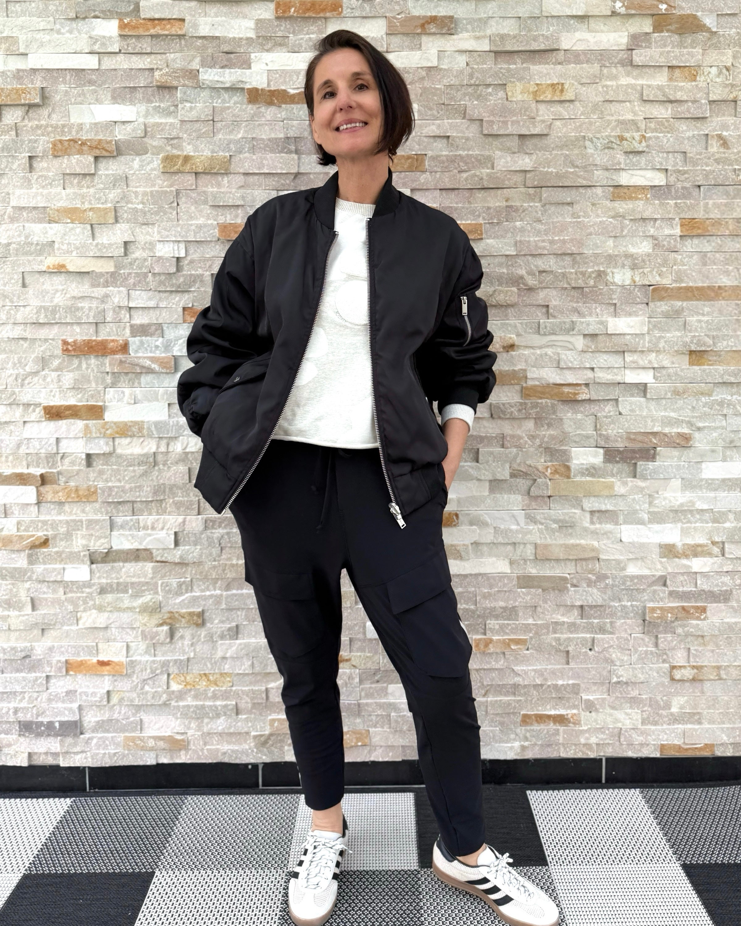 Wende Bomber Jacke ELYN in Schwarz-Beige