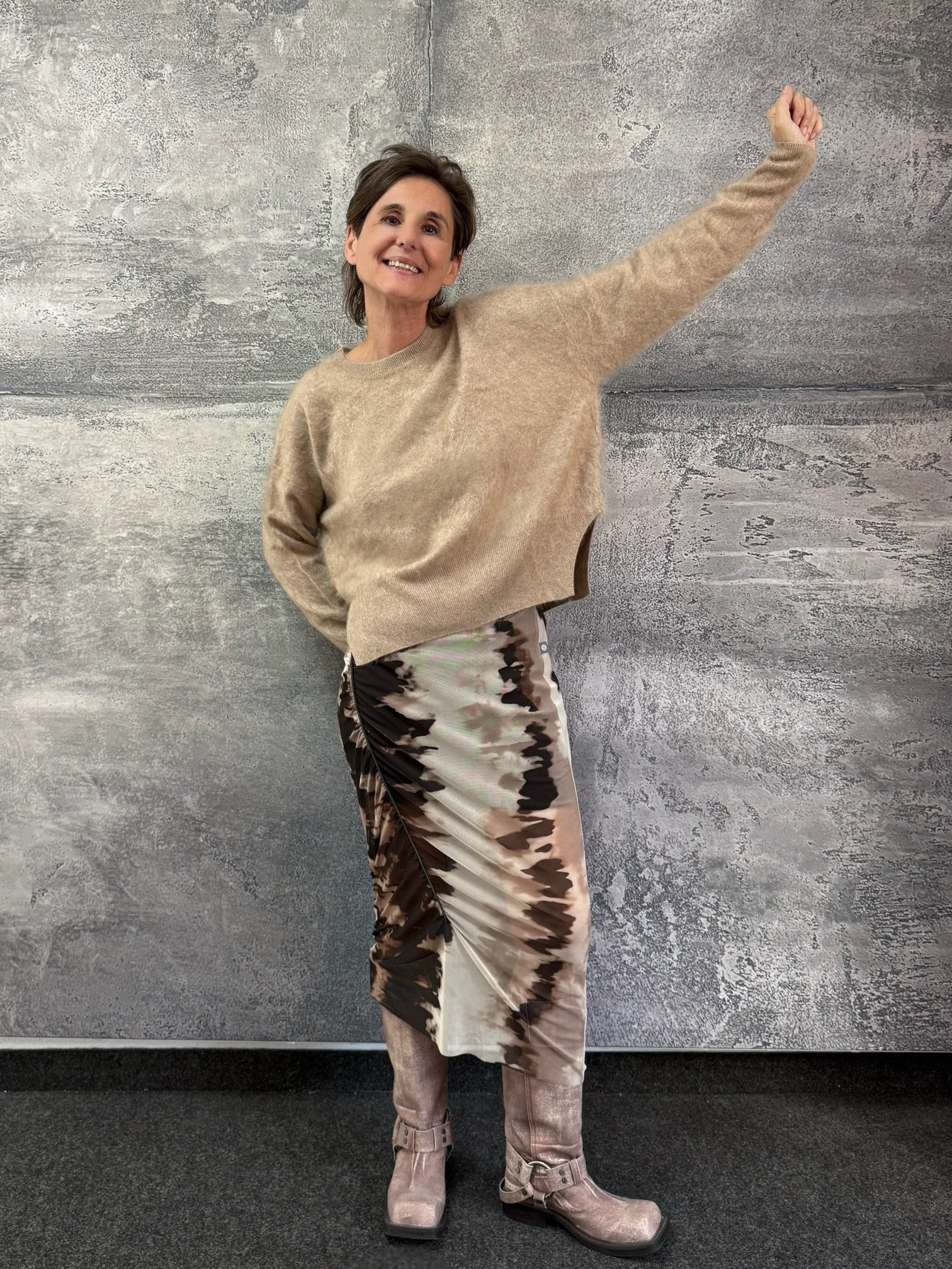 Brushed Cashmere Pullover in AUTUMN