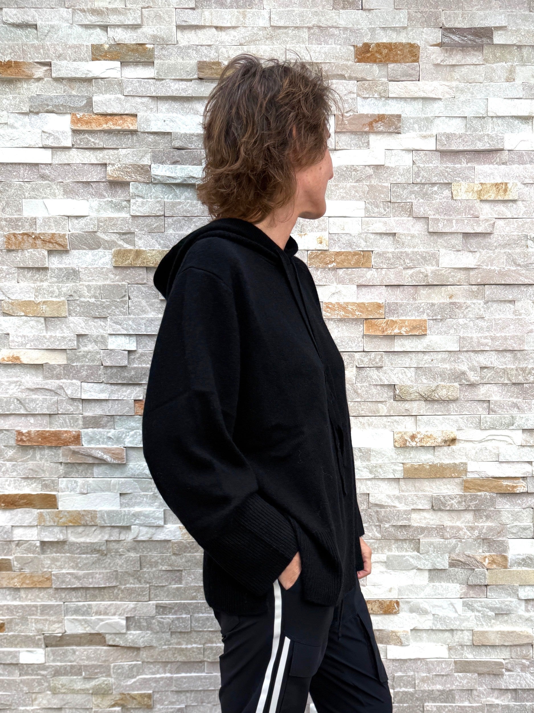Cashmere Strick Hoodie in Schwarz
