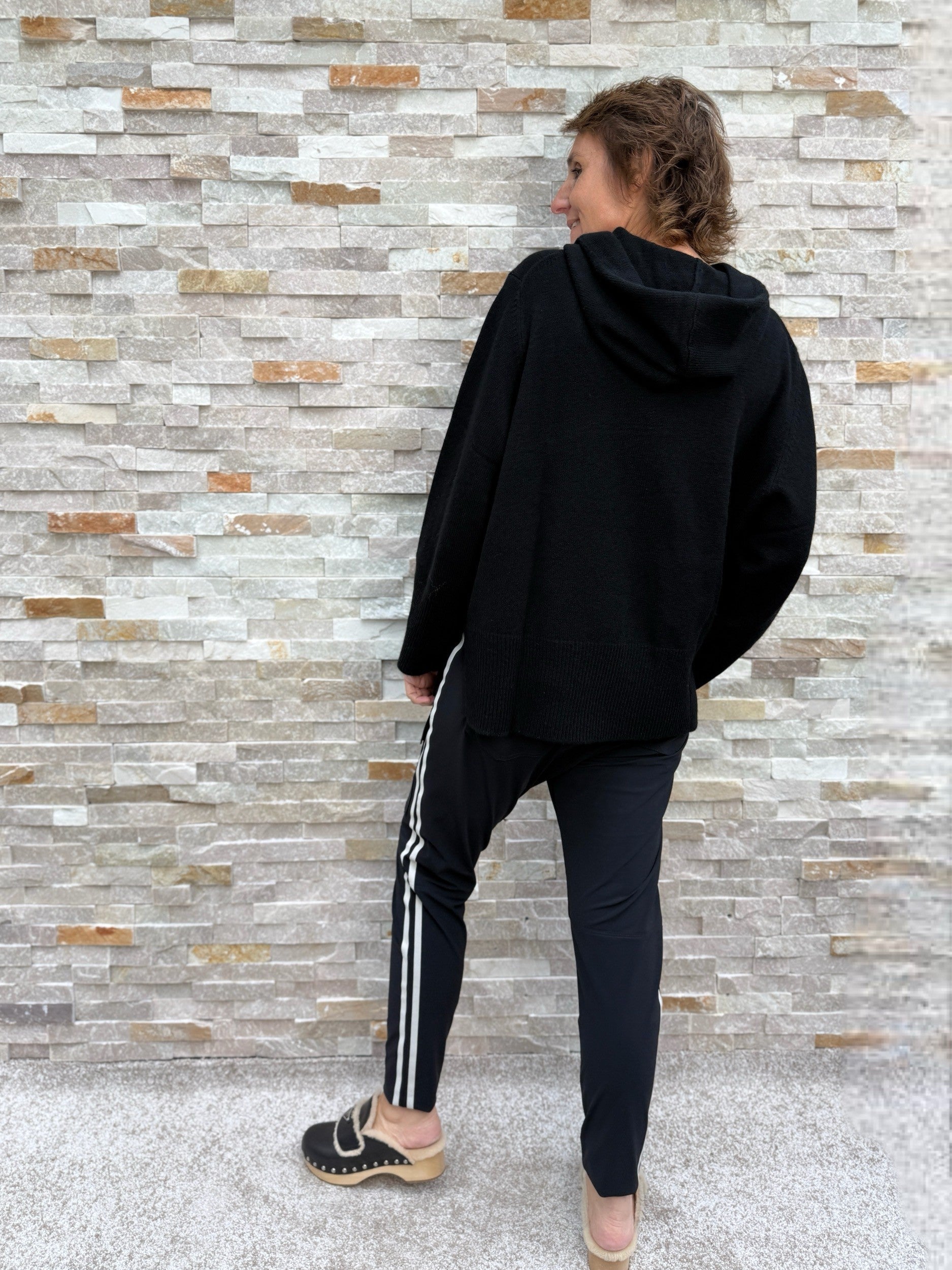Cashmere Strick Hoodie in Schwarz