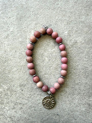 Naturstein Armband SHANTI-10 mit Buddha Anhänger Purple